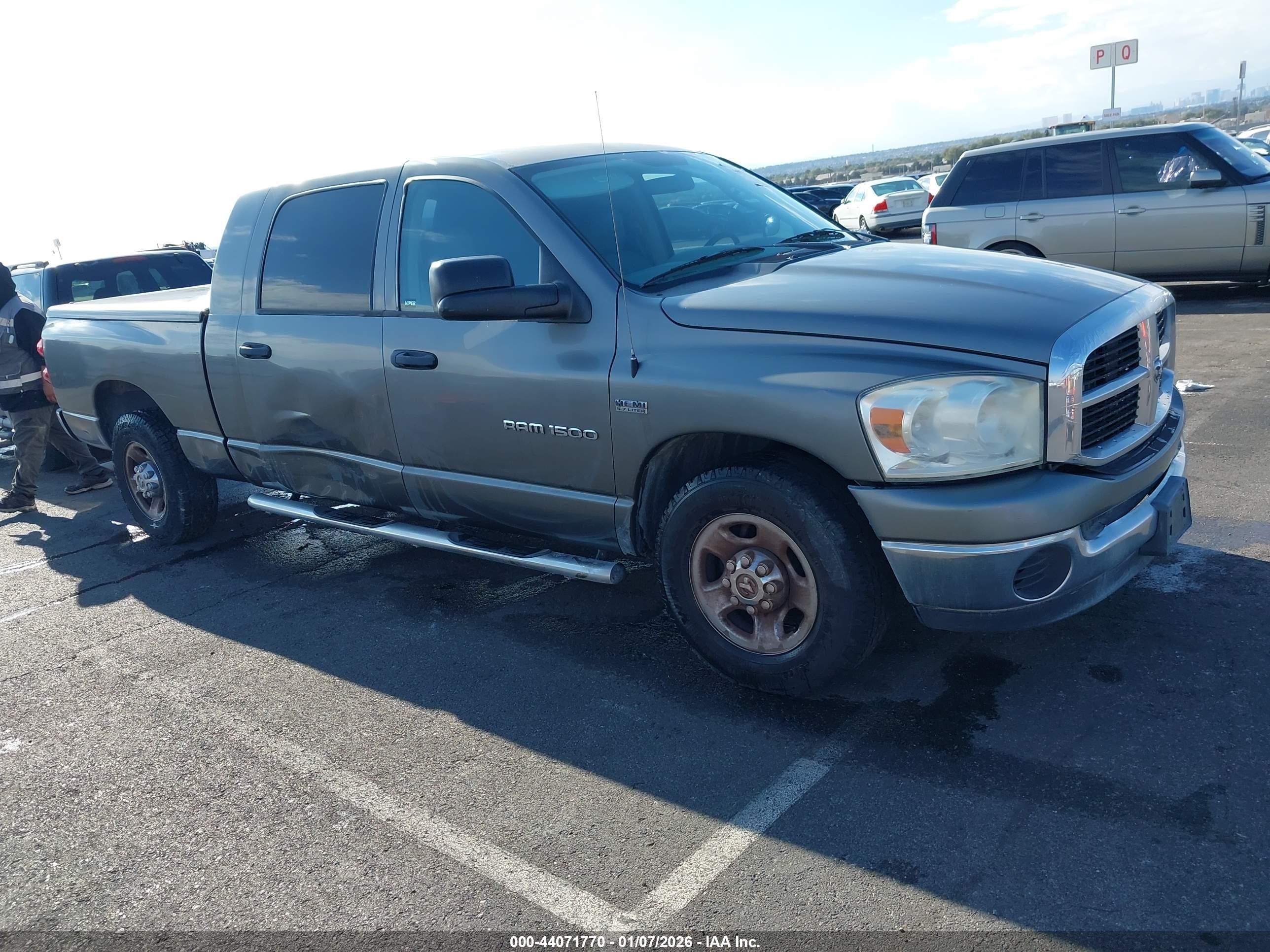DODGE RAM image 6