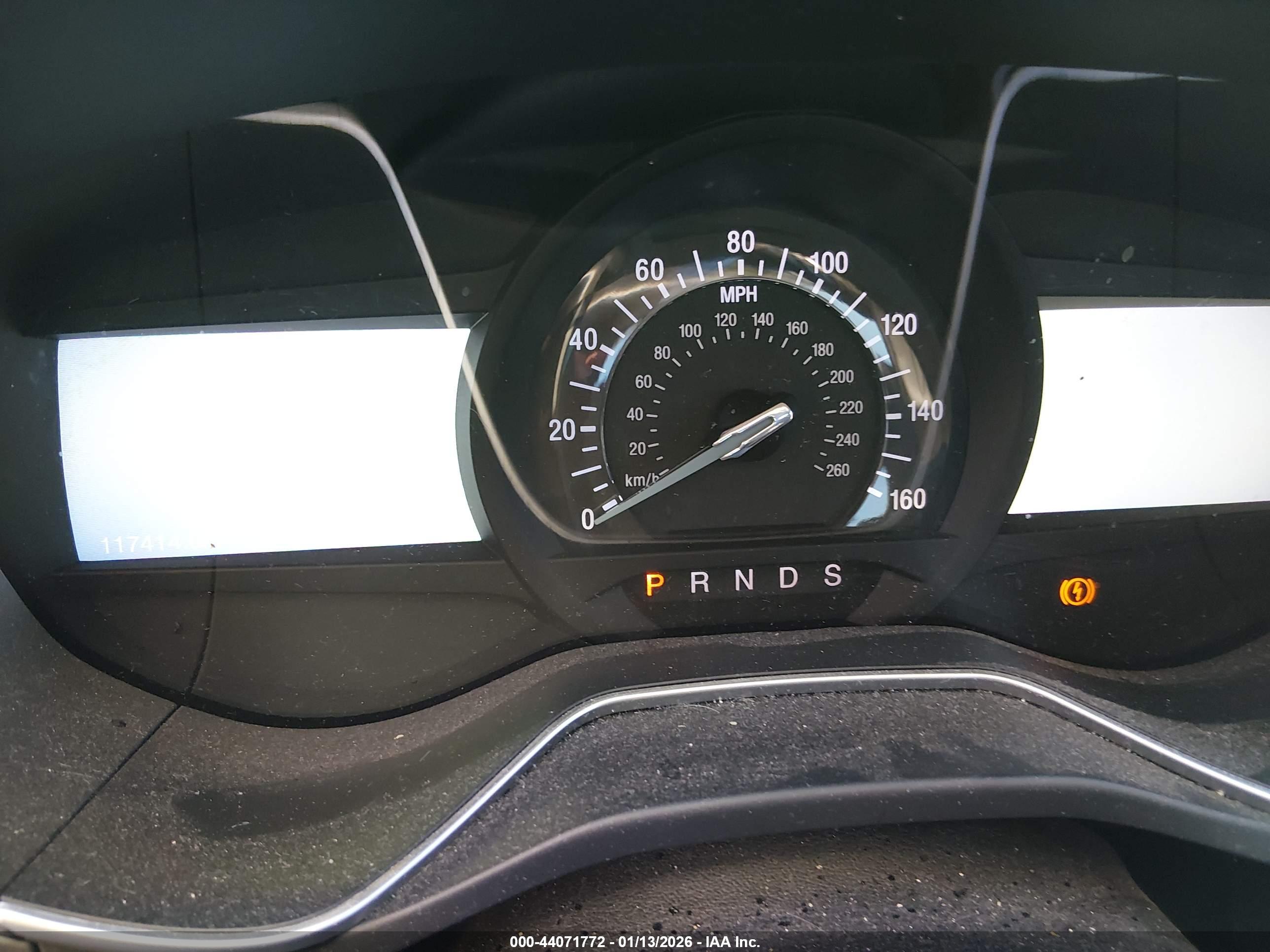 FORD FUSION image 7