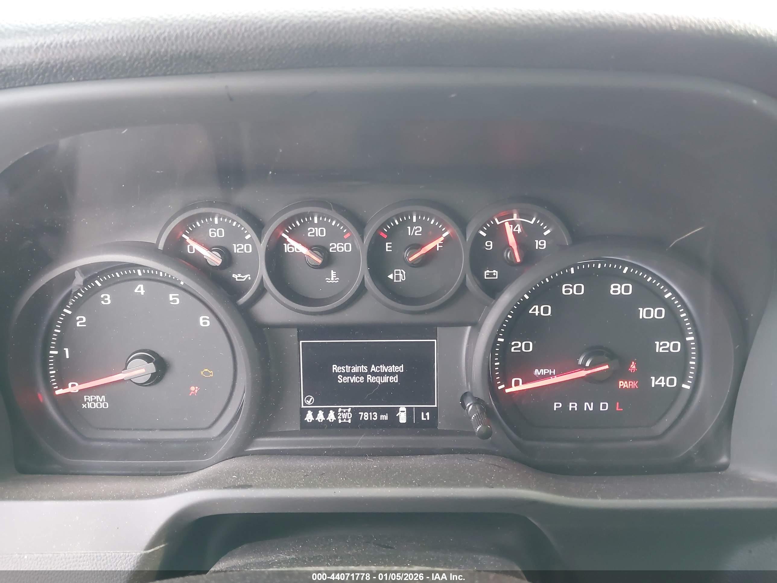 CHEVROLET SILVERADO image 7
