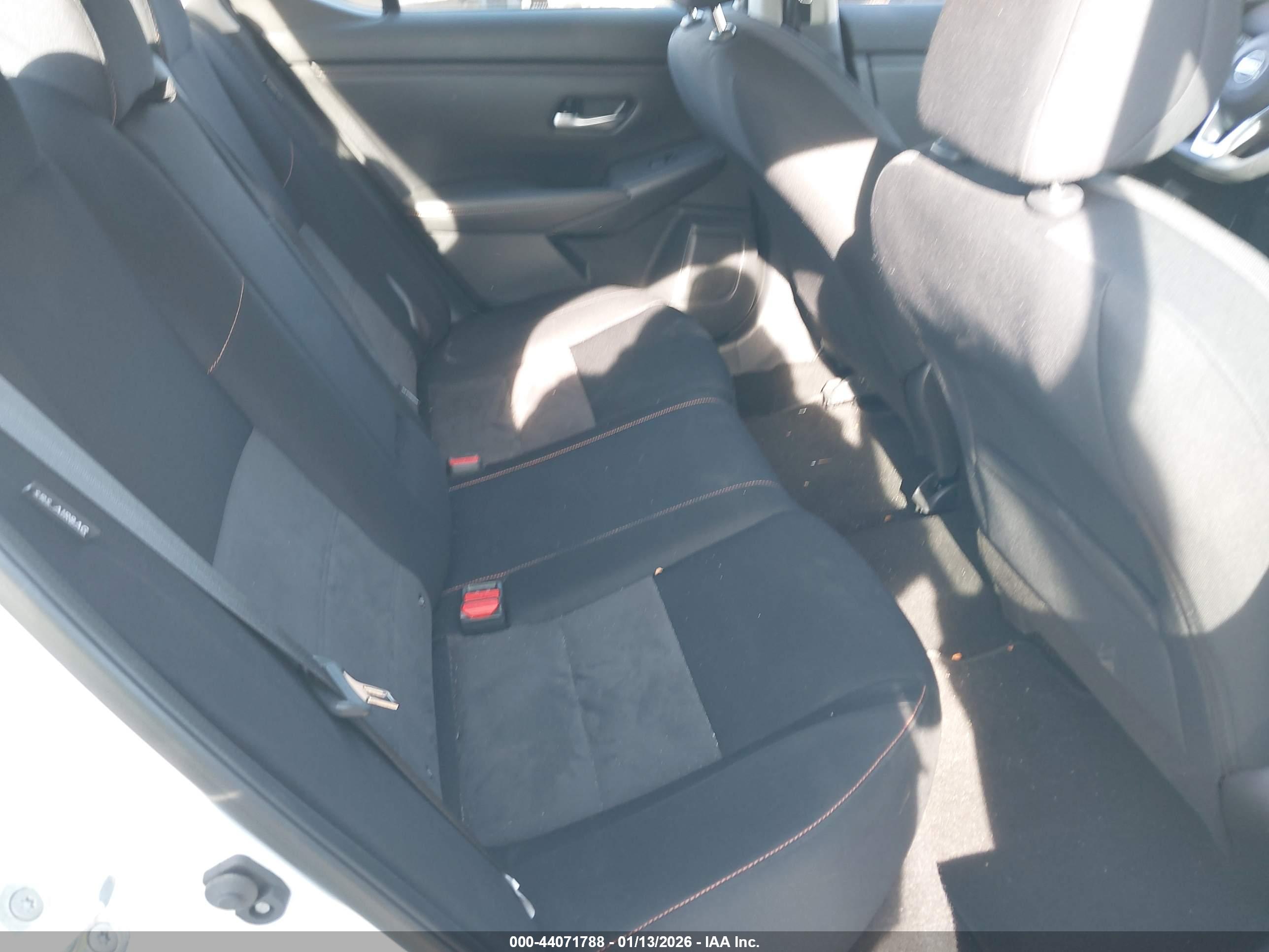 NISSAN SENTRA image 8