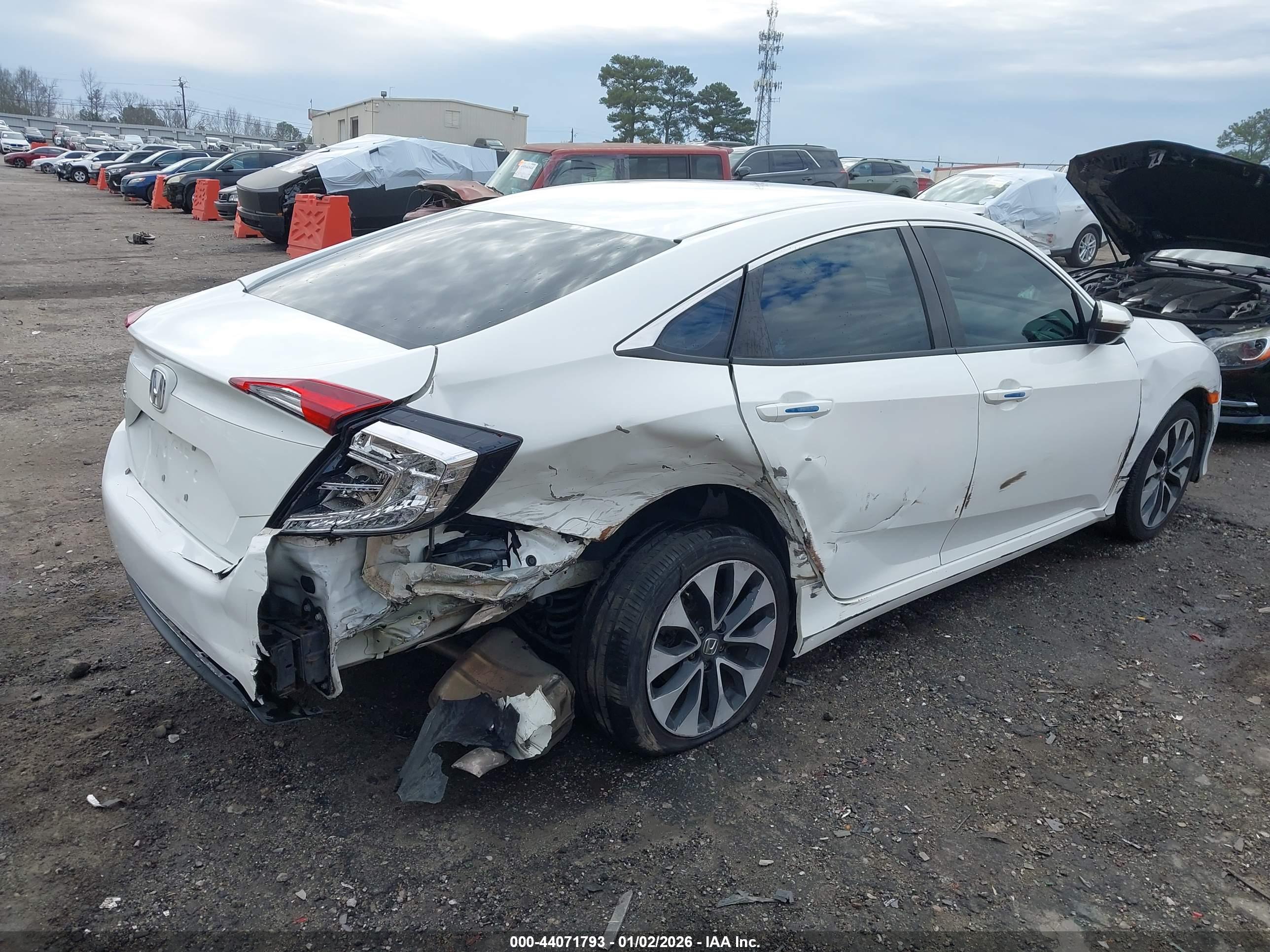 HONDA CIVIC image 4