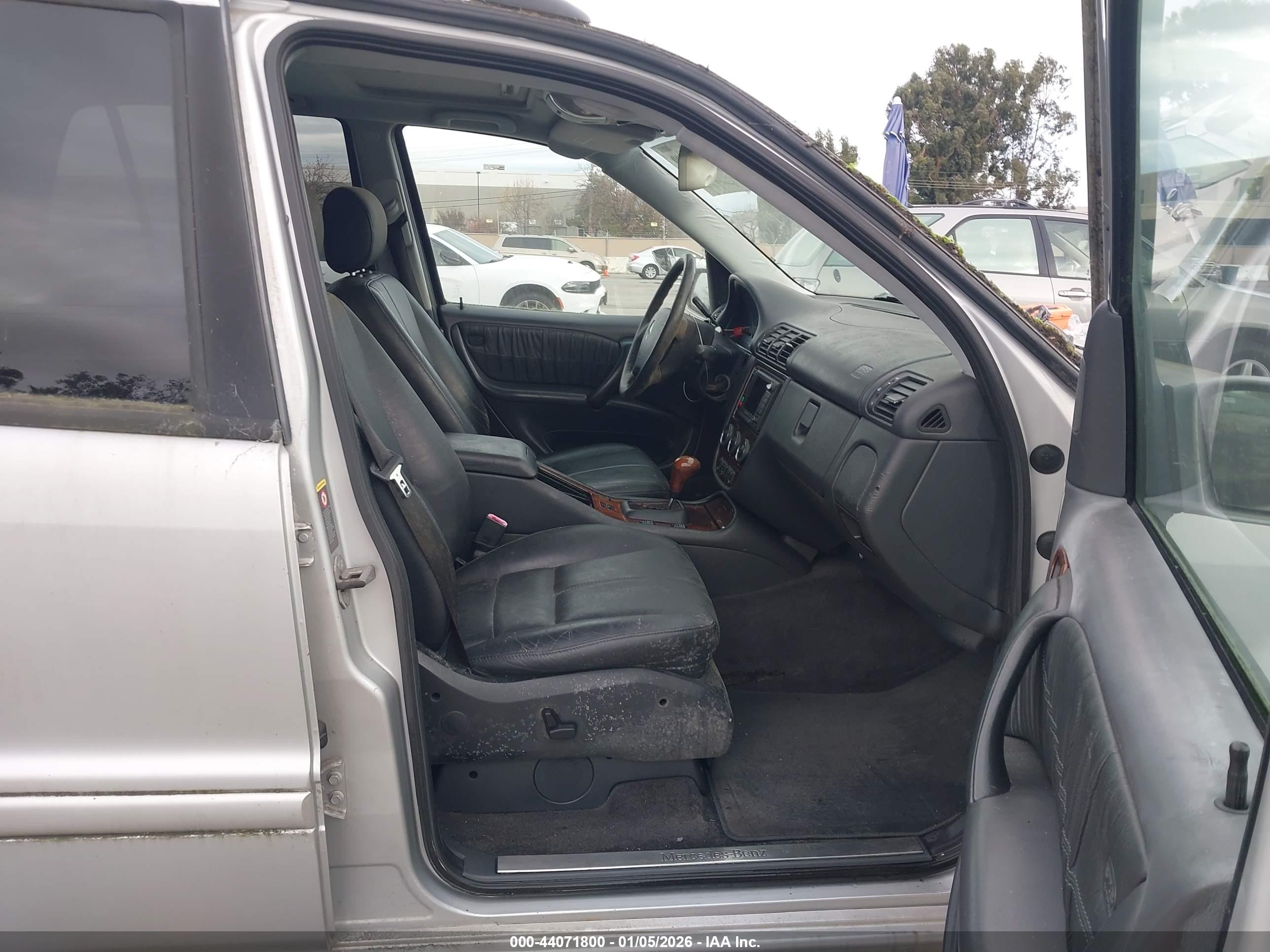 MERCEDES-BENZ ML image 5