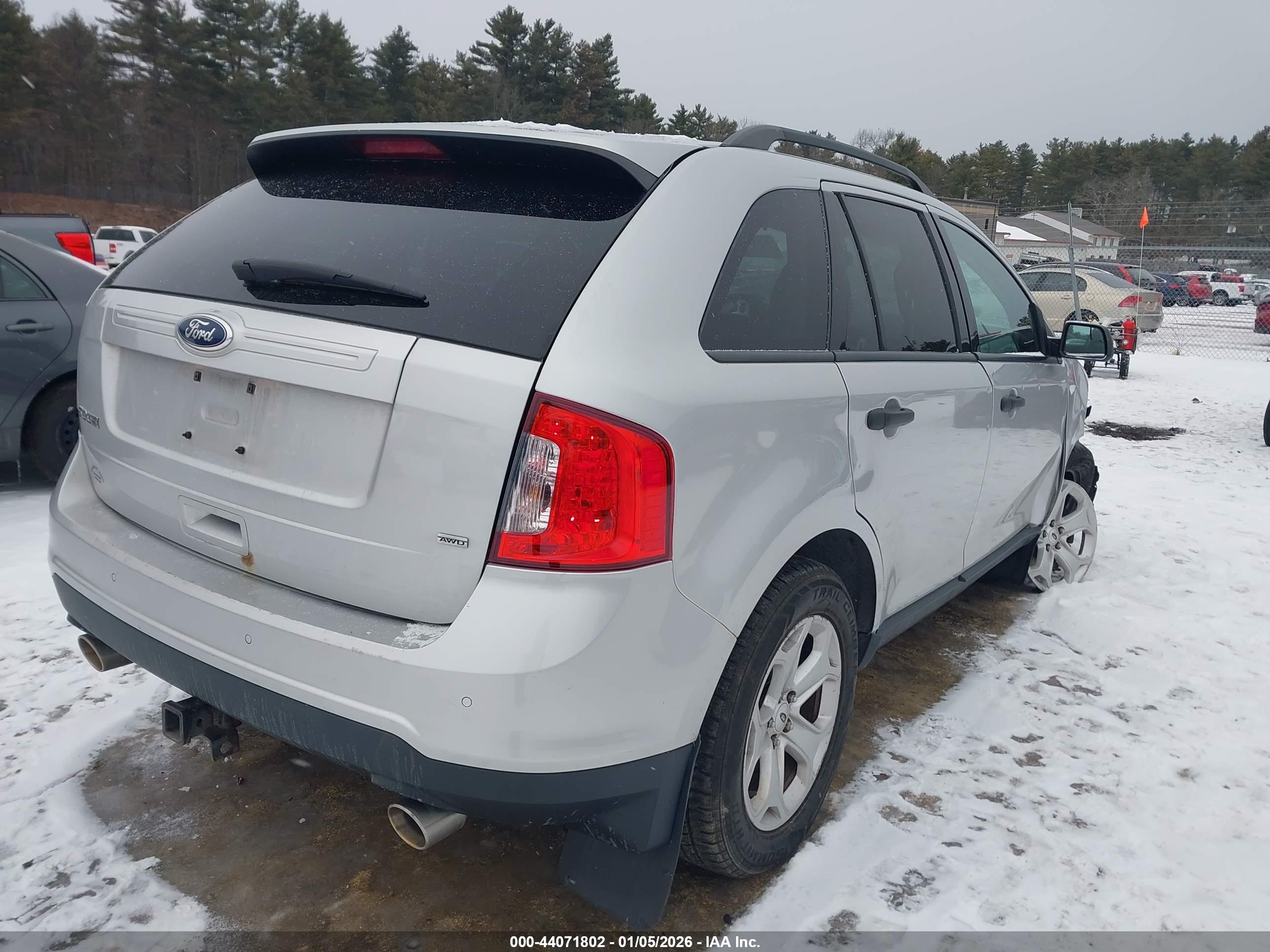 FORD EDGE image 4