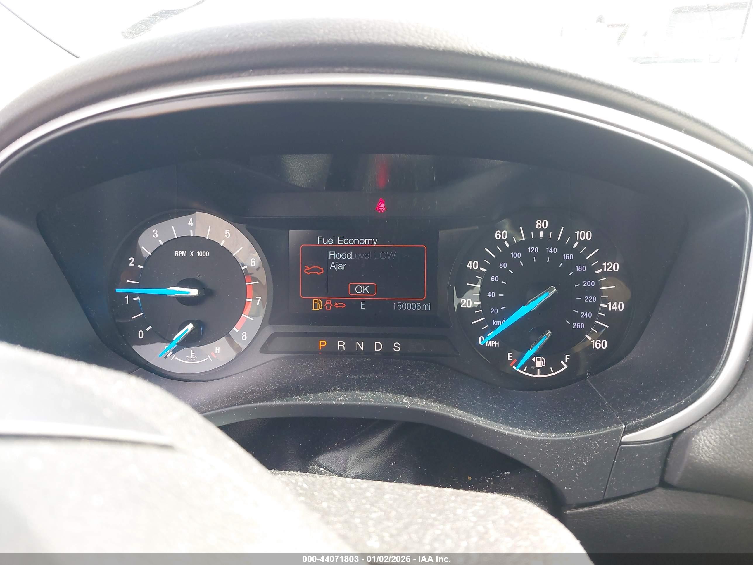 FORD FUSION image 7