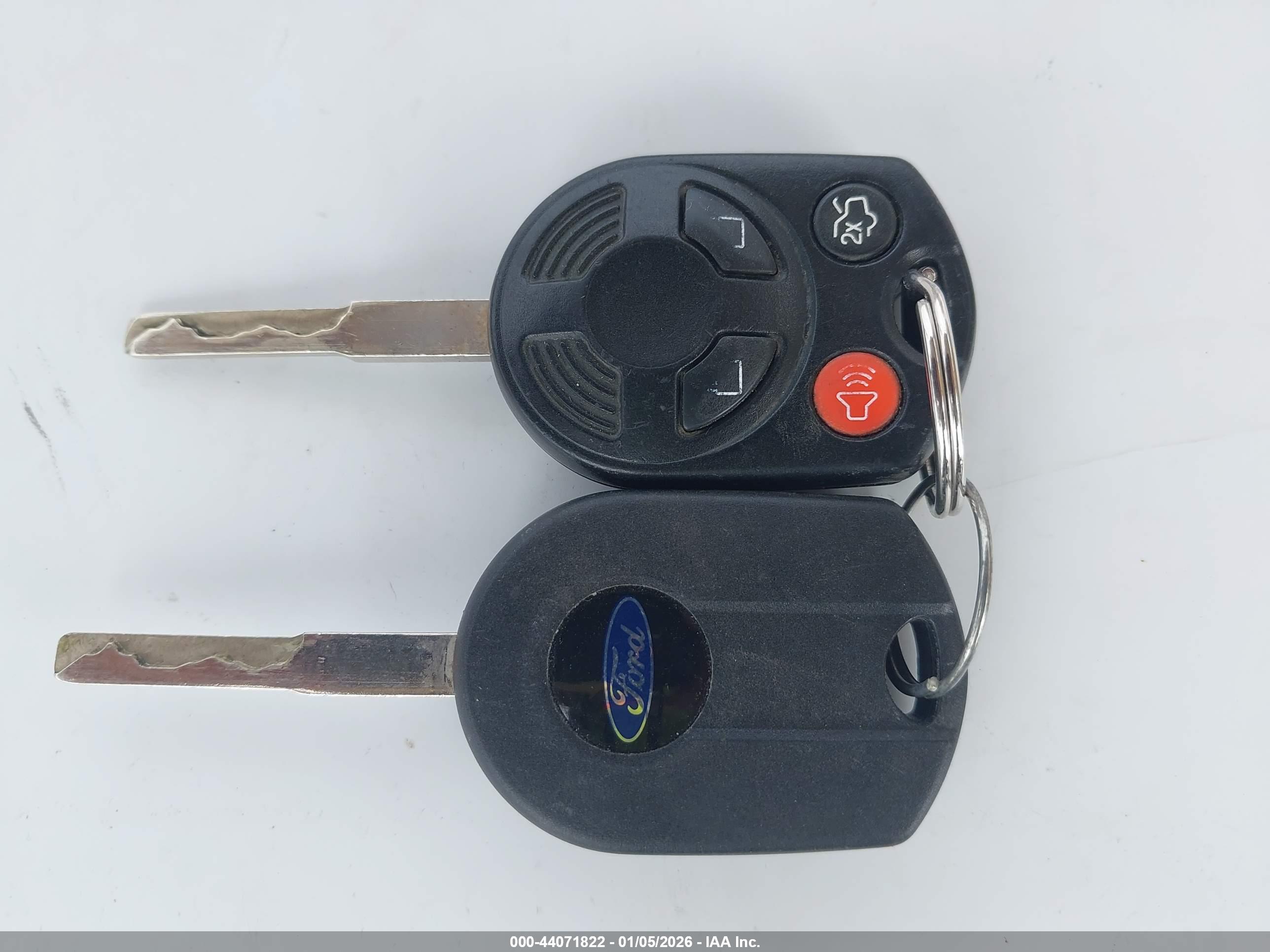 FORD ESCAPE image 11