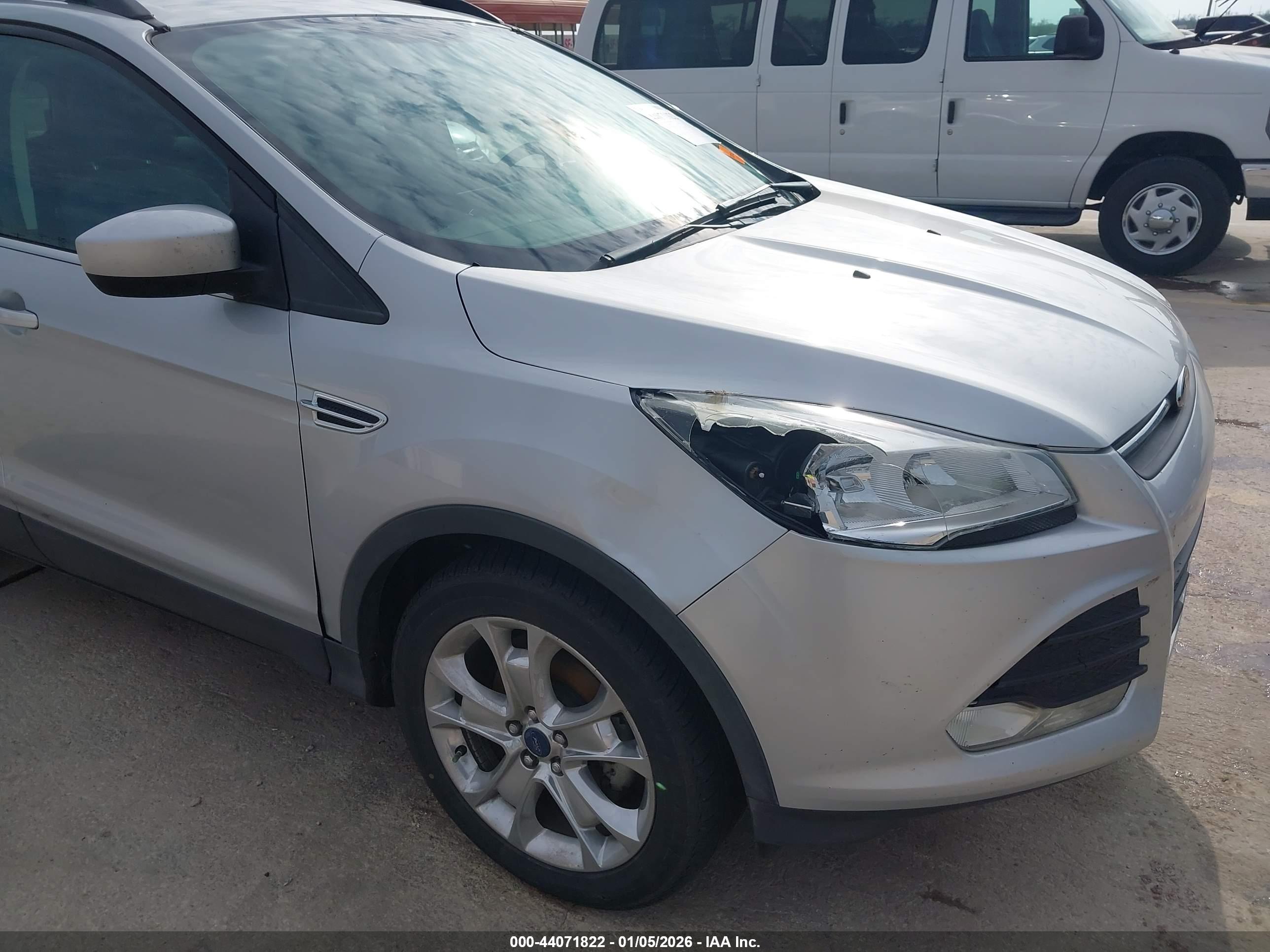 FORD ESCAPE image 6