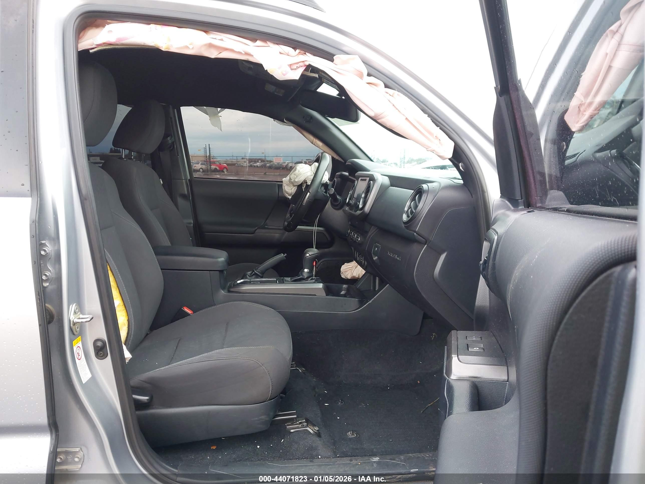 TOYOTA TACOMA image 5