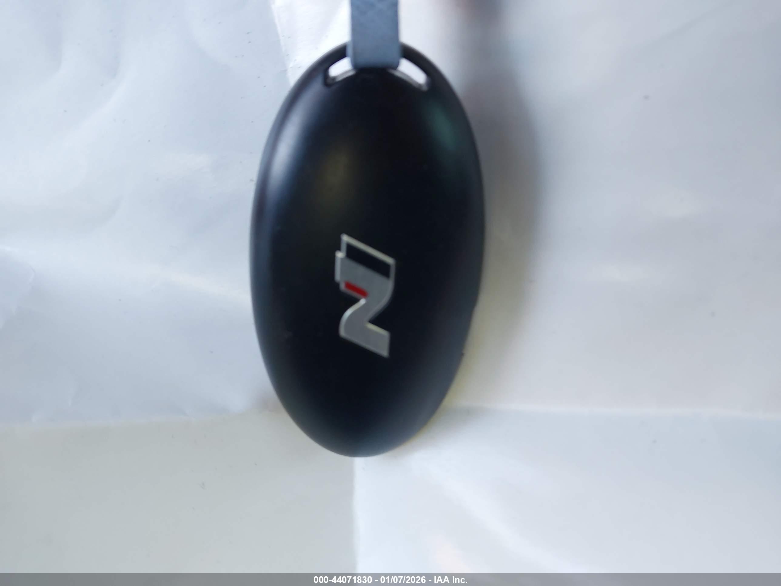 HYUNDAI IONIQ image 11