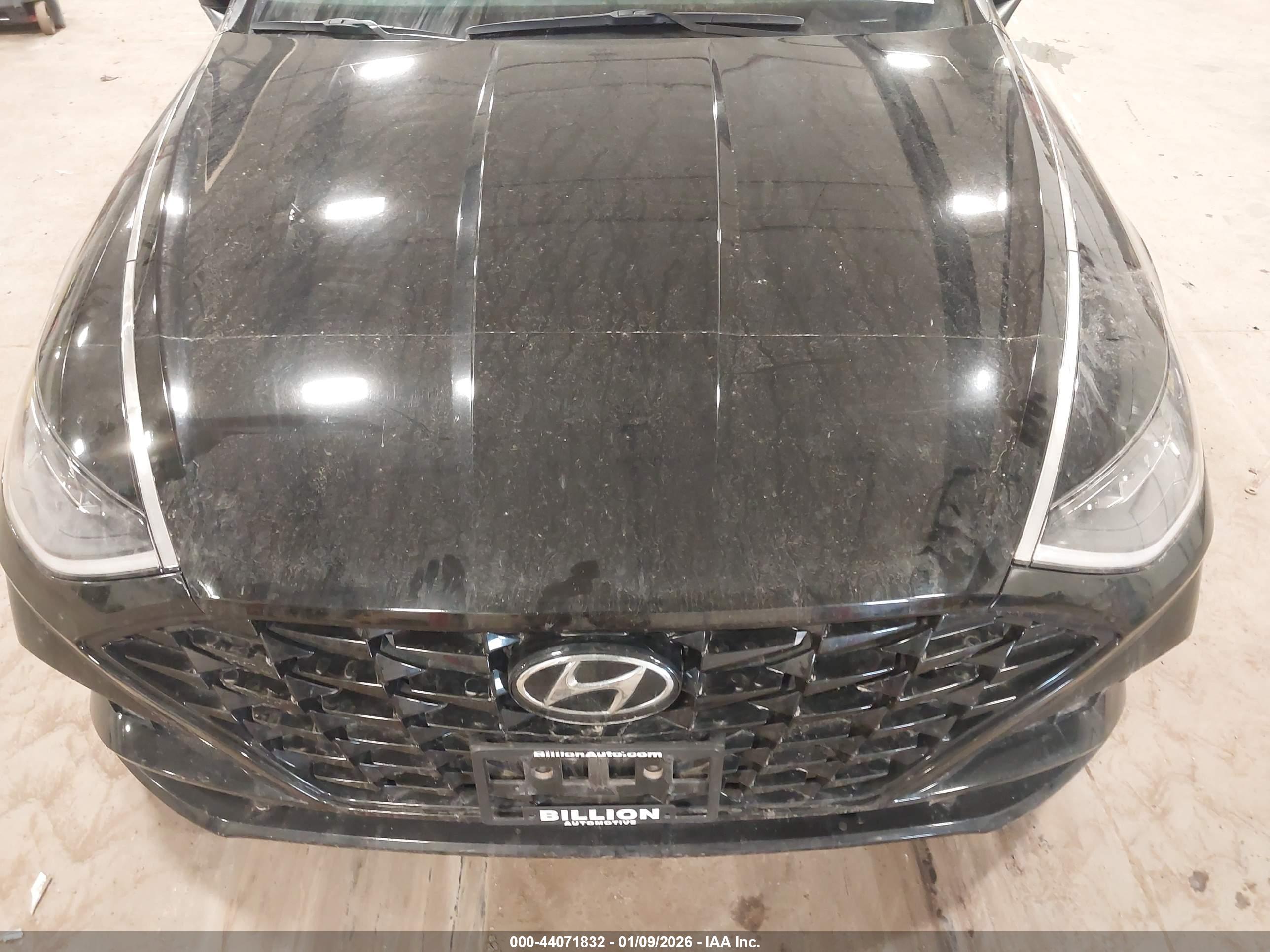HYUNDAI SONATA image 6