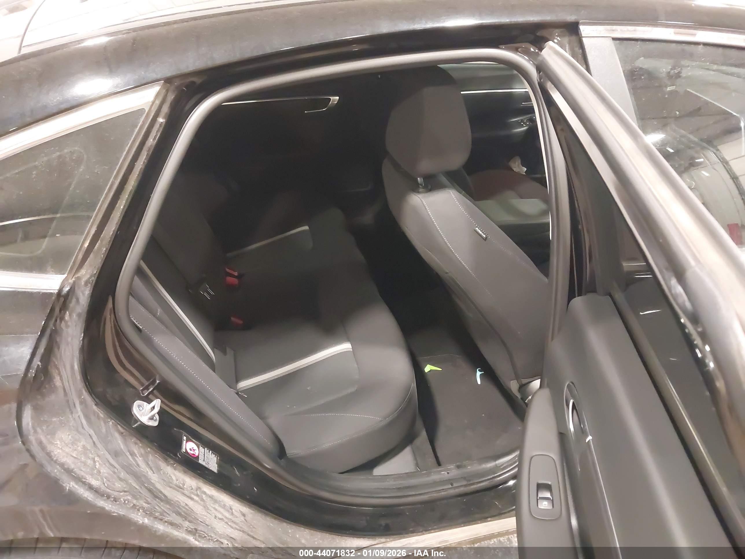 HYUNDAI SONATA image 8