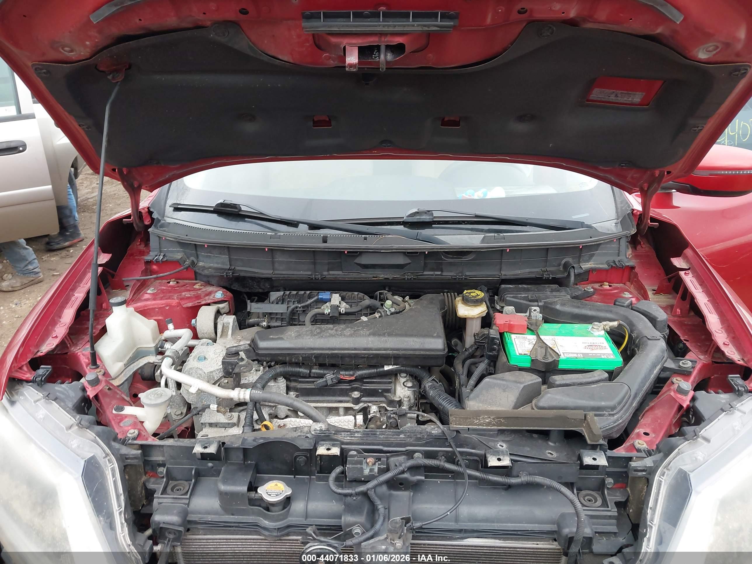 NISSAN ROGUE image 10