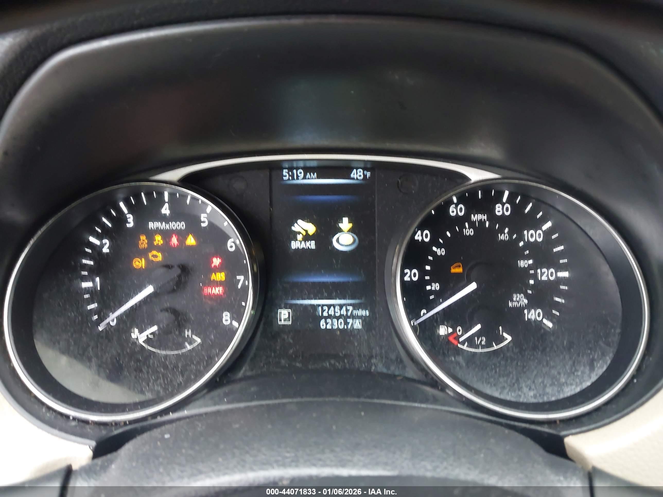 NISSAN ROGUE image 7