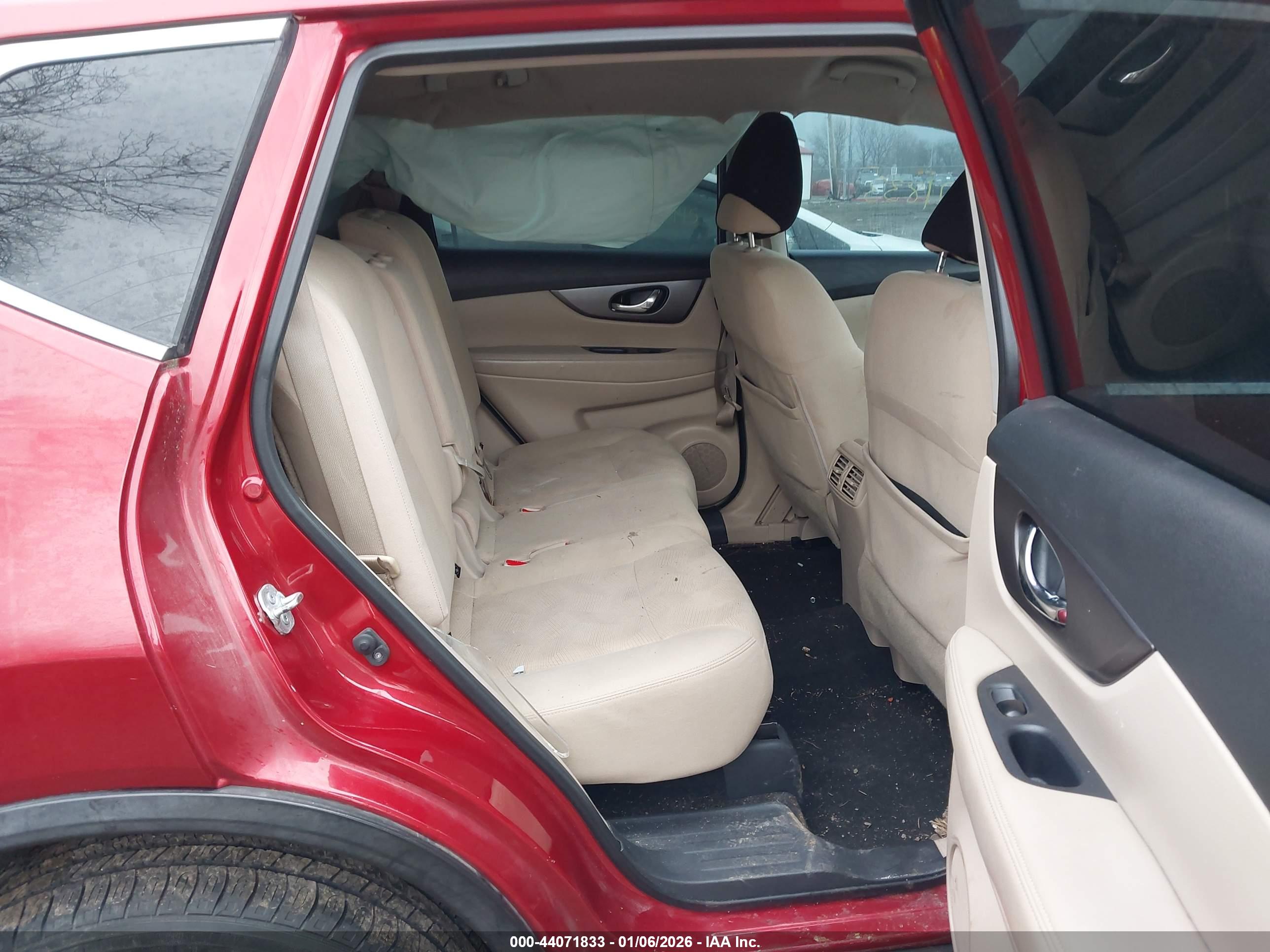 NISSAN ROGUE image 8