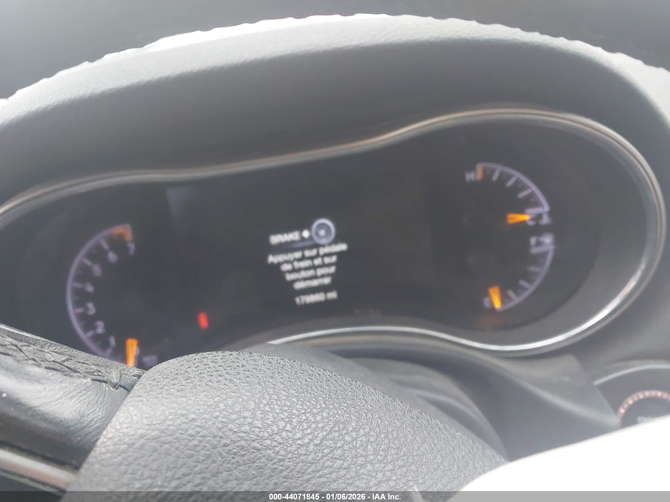 JEEP GRAND image 7