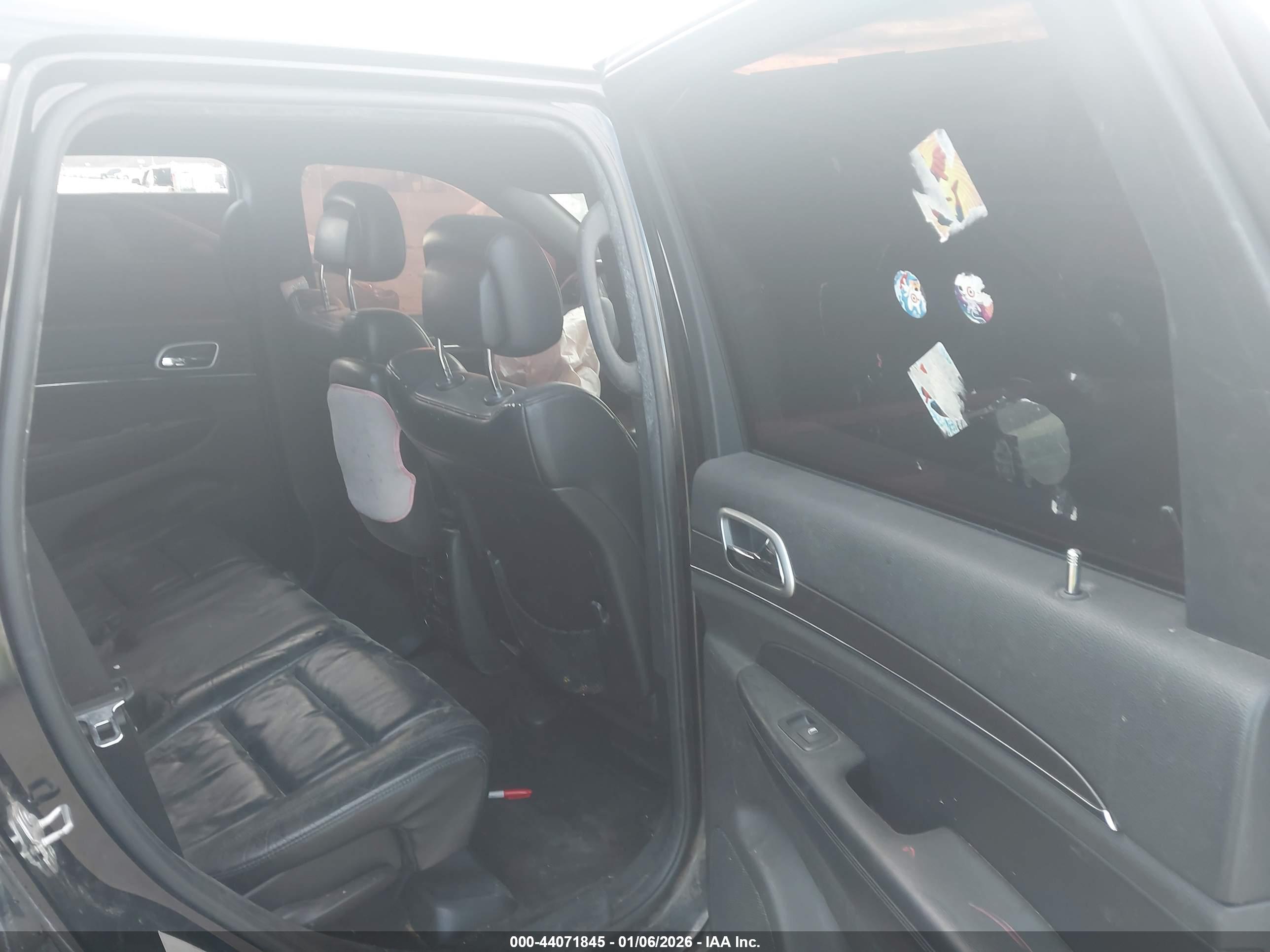 JEEP GRAND image 8