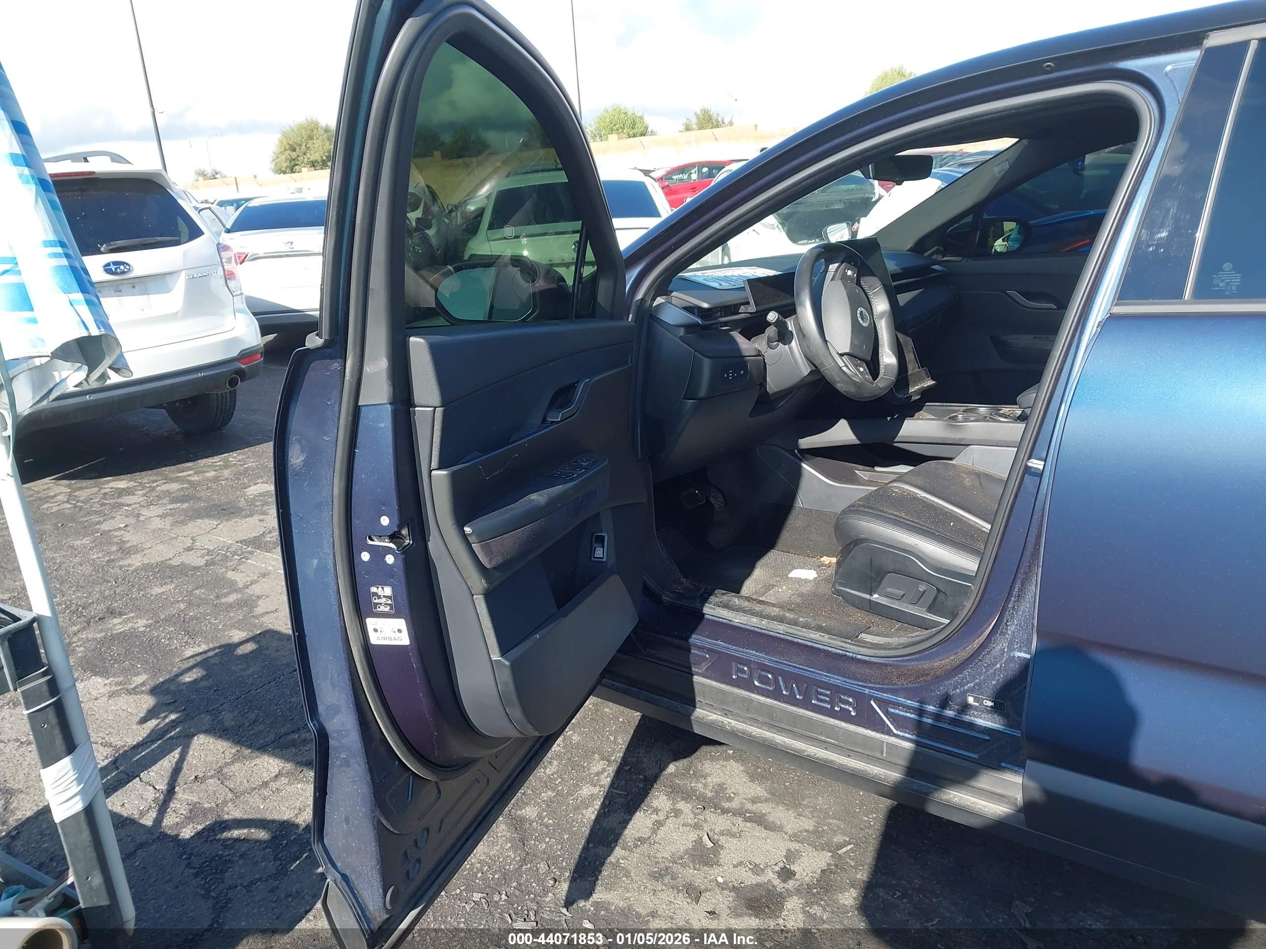 FISKER OCEAN image 5