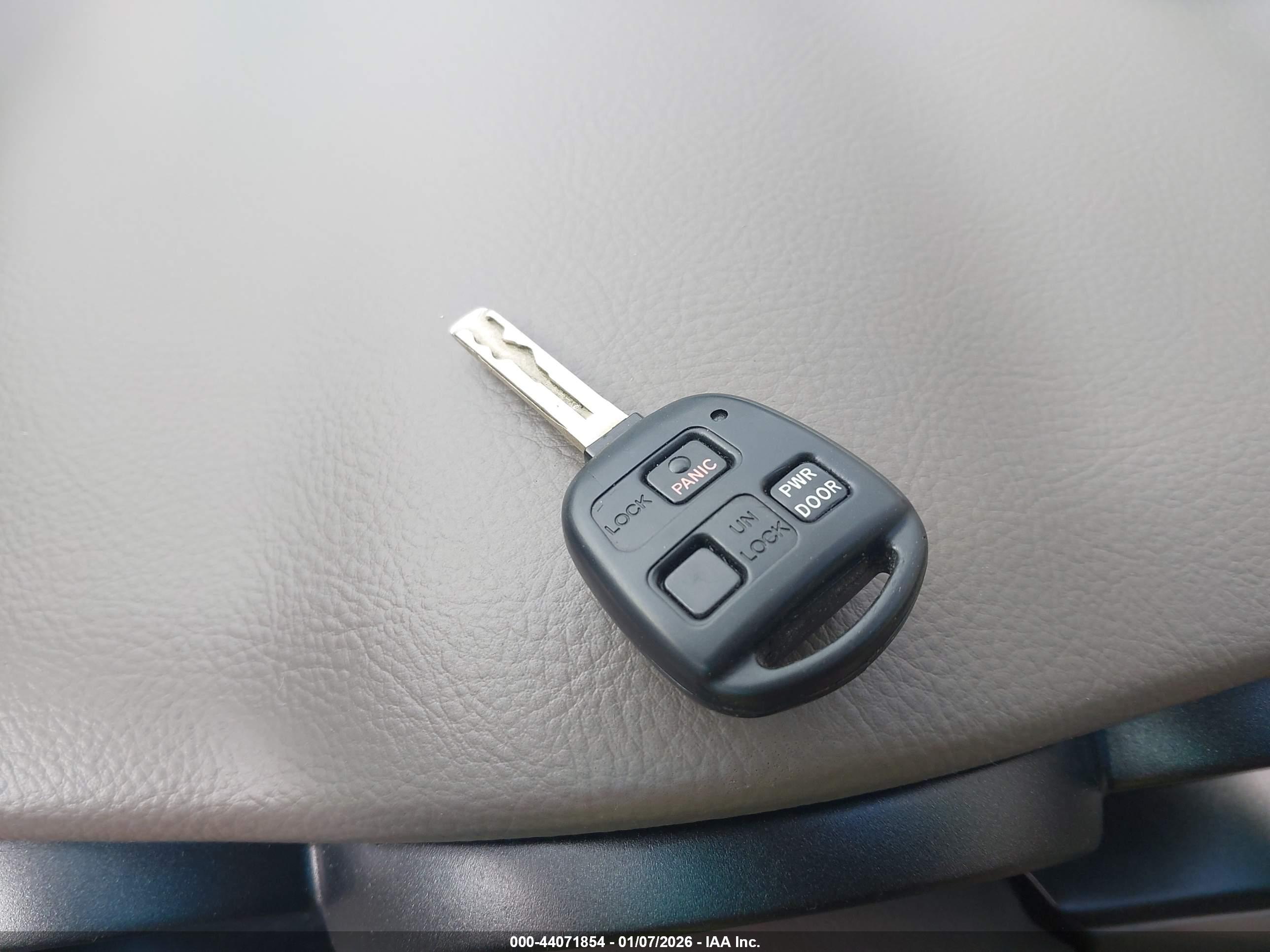 LEXUS RX image 11