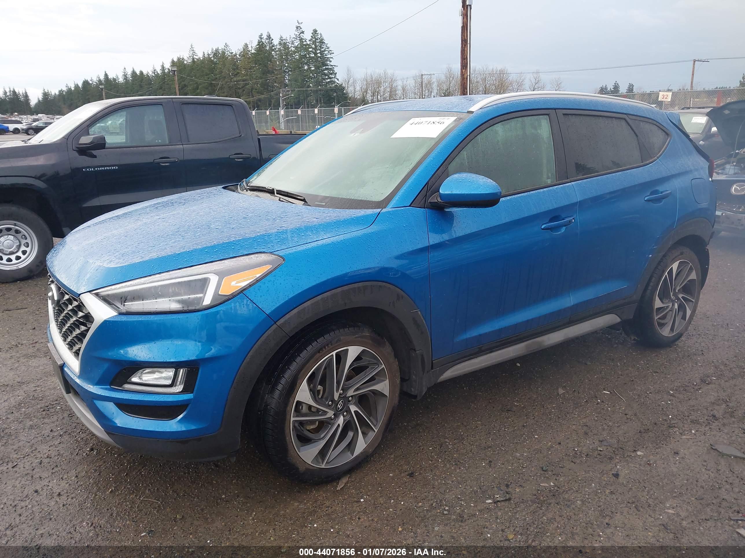 HYUNDAI TUCSON image 2