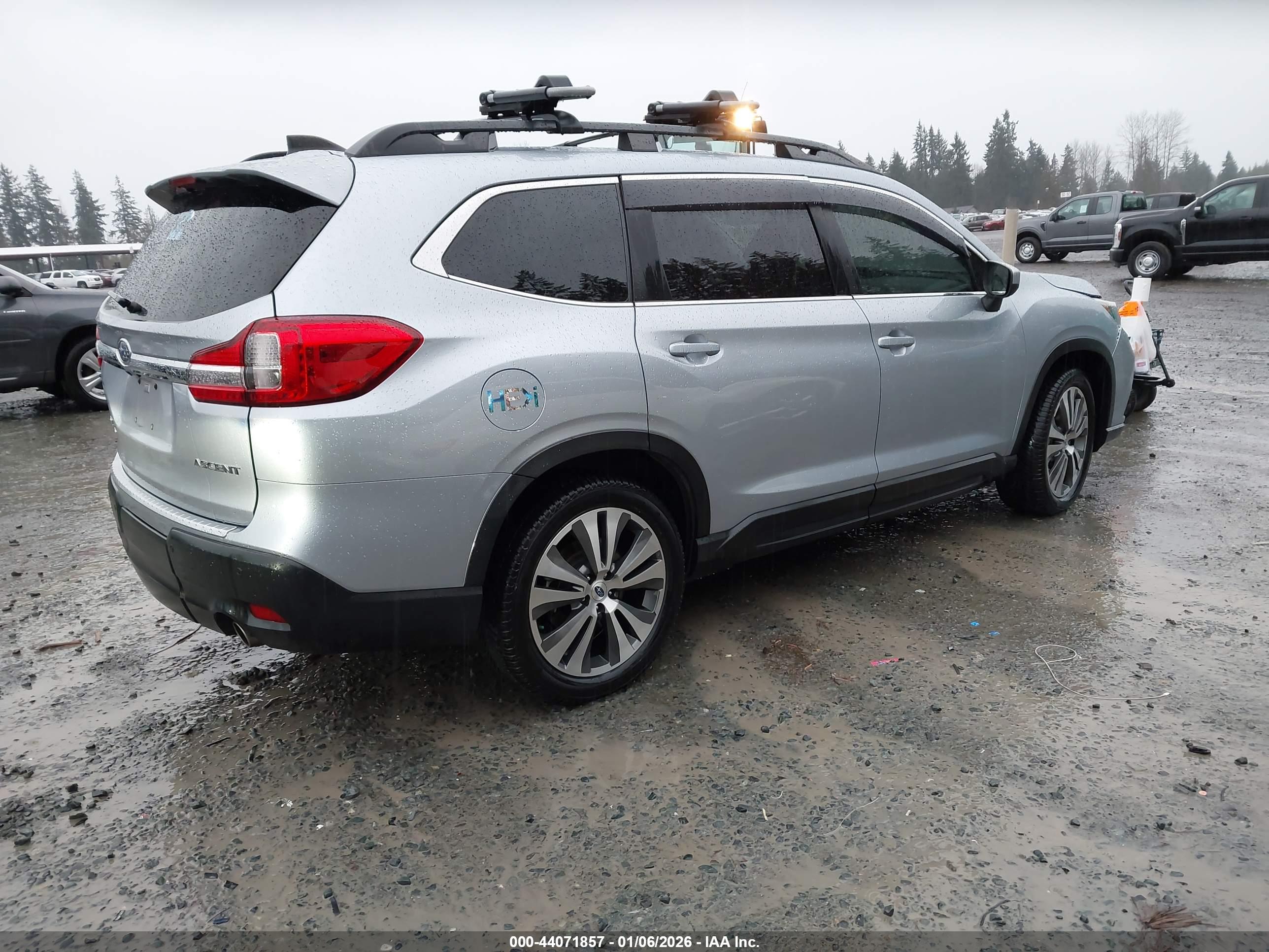 SUBARU ASCENT image 4