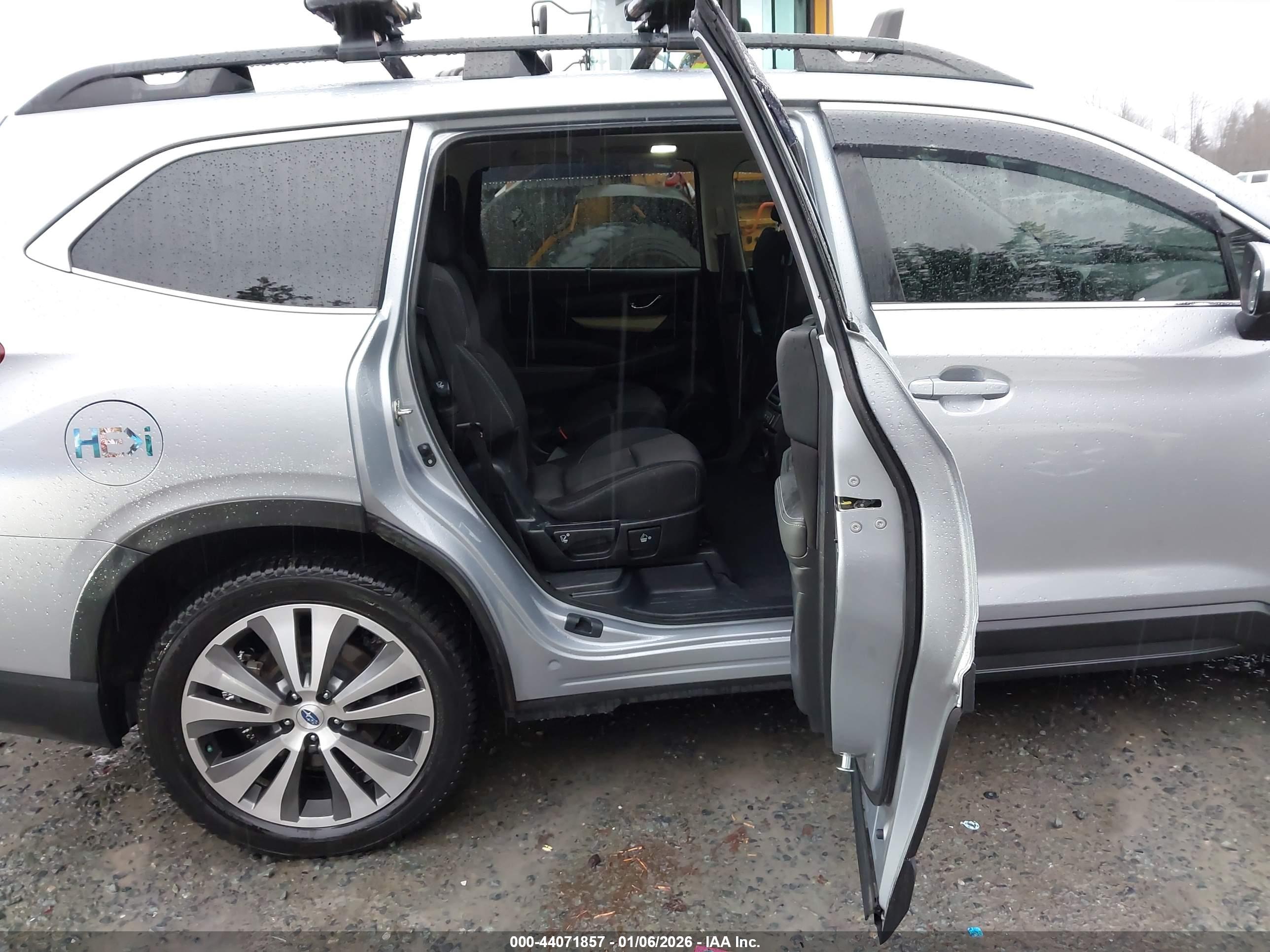 SUBARU ASCENT image 8