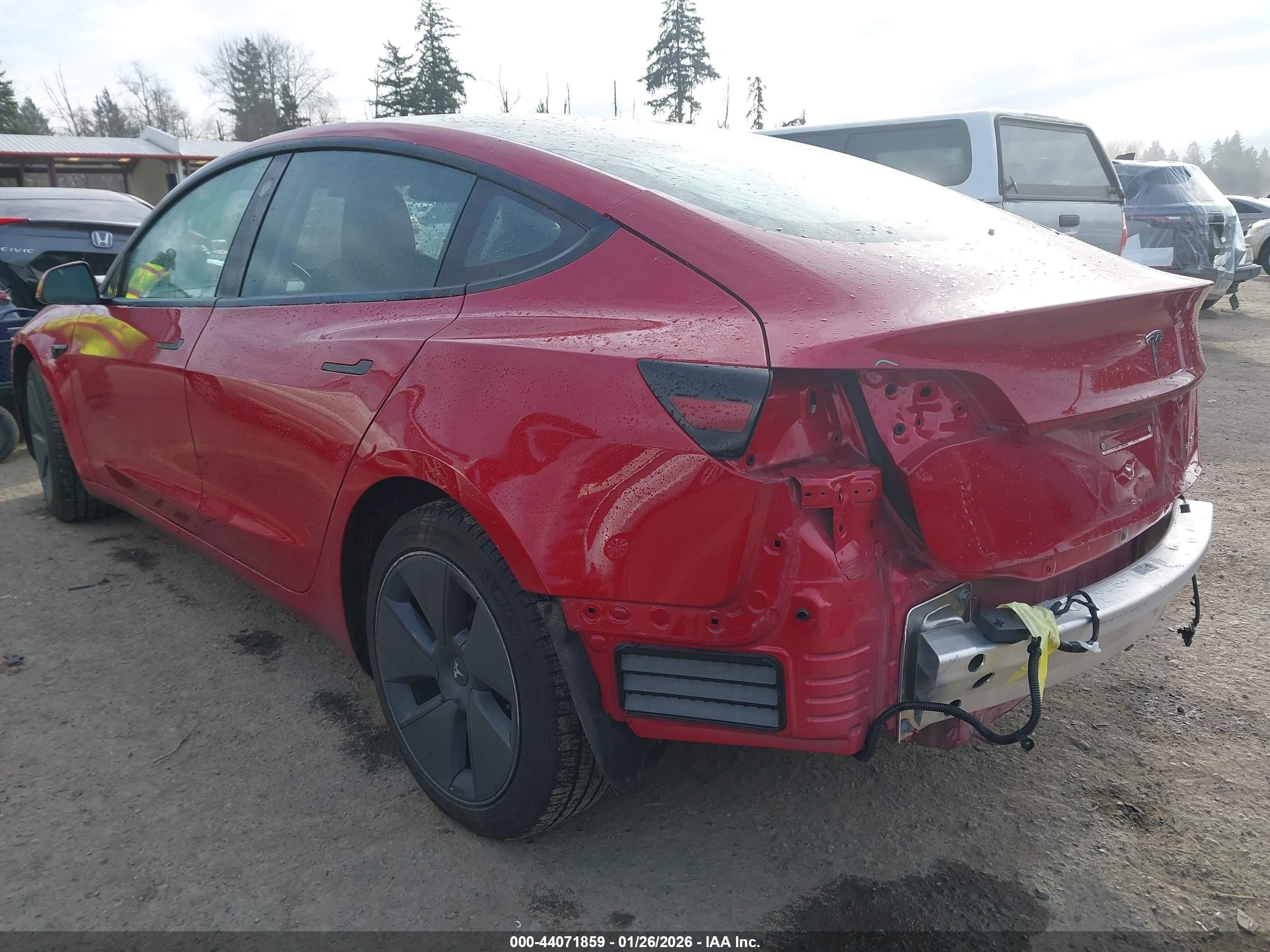 TESLA MODEL image 3