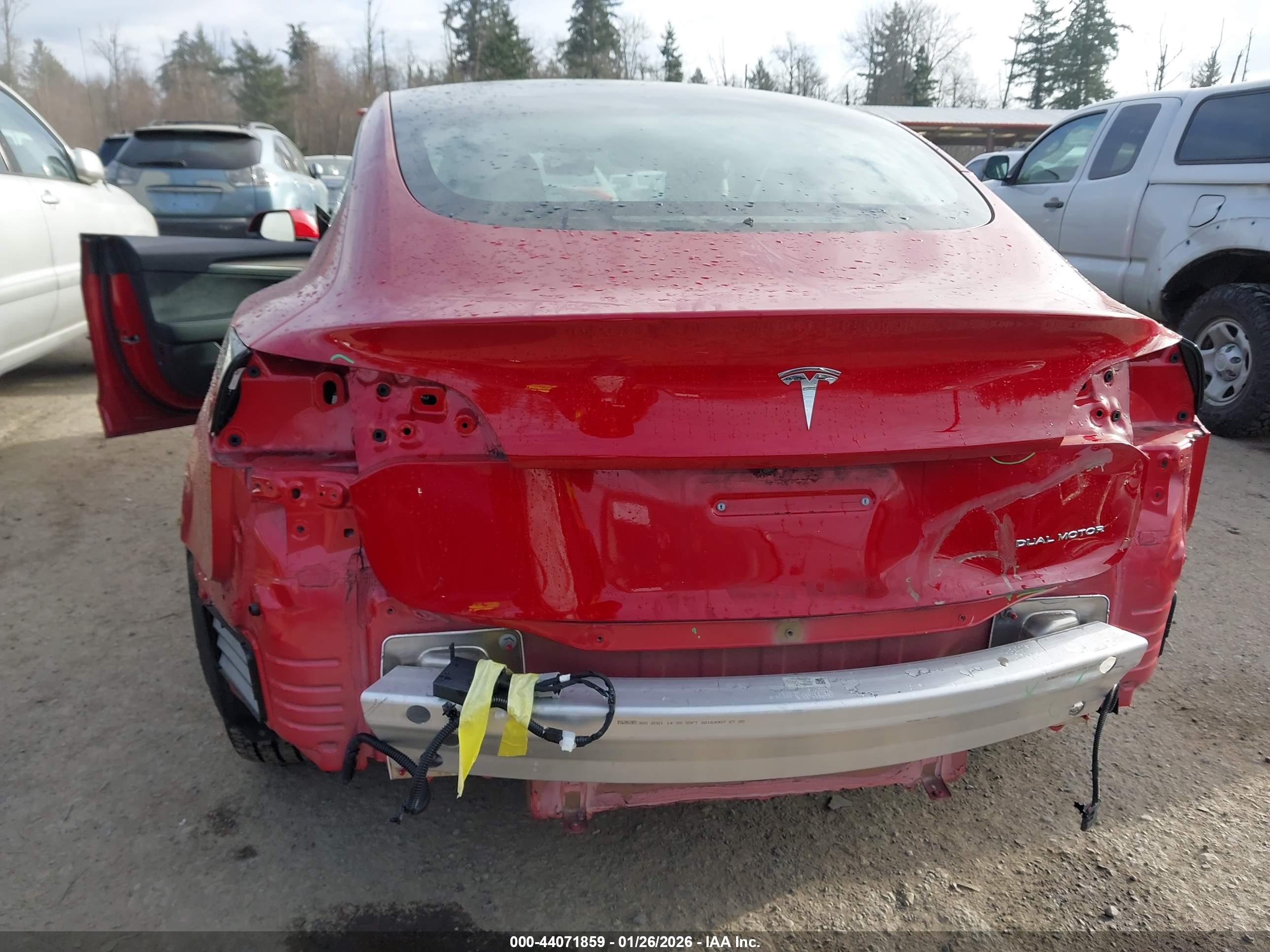 TESLA MODEL image 6