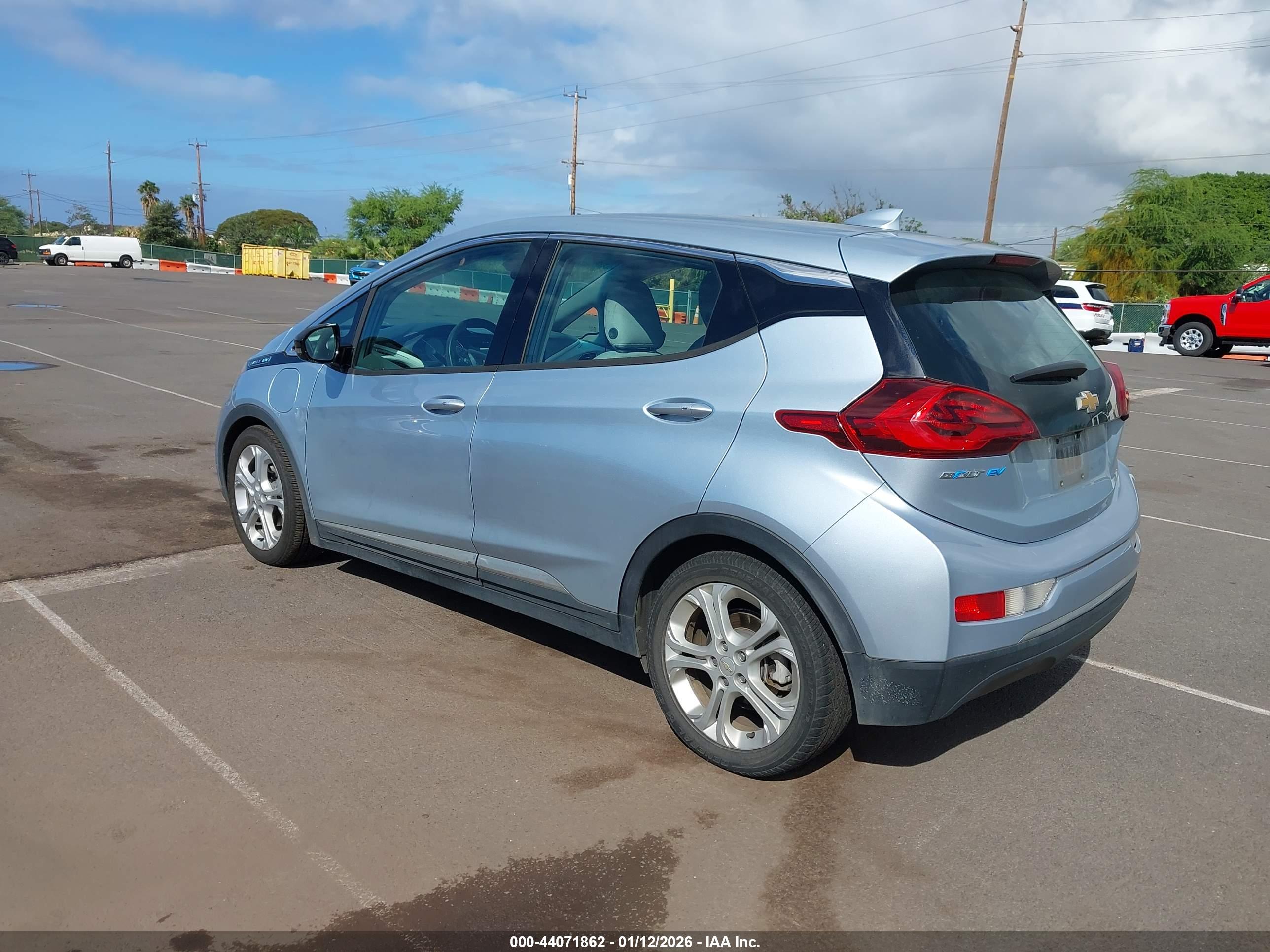 CHEVROLET BOLT image 3