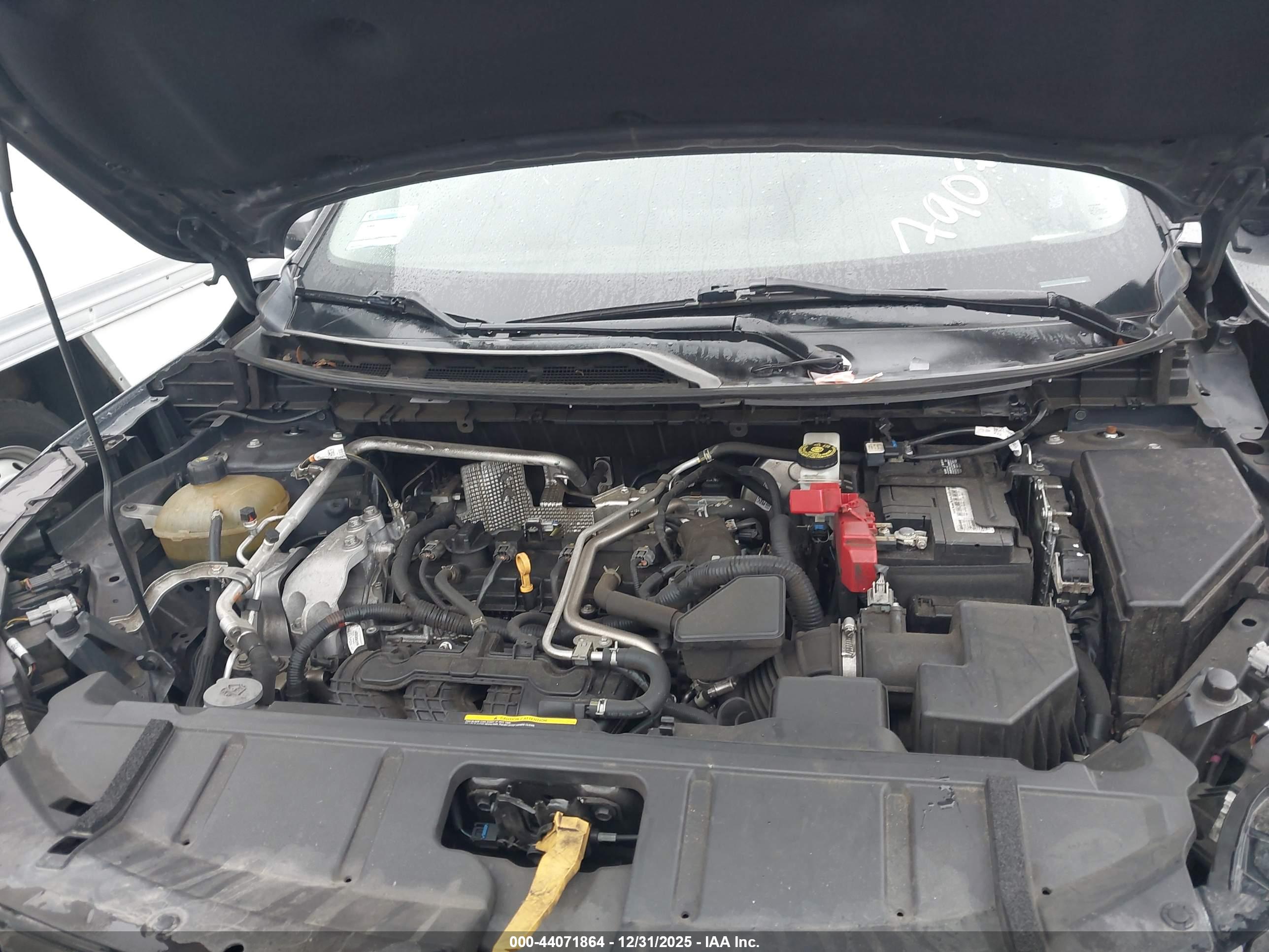 NISSAN ROGUE image 10