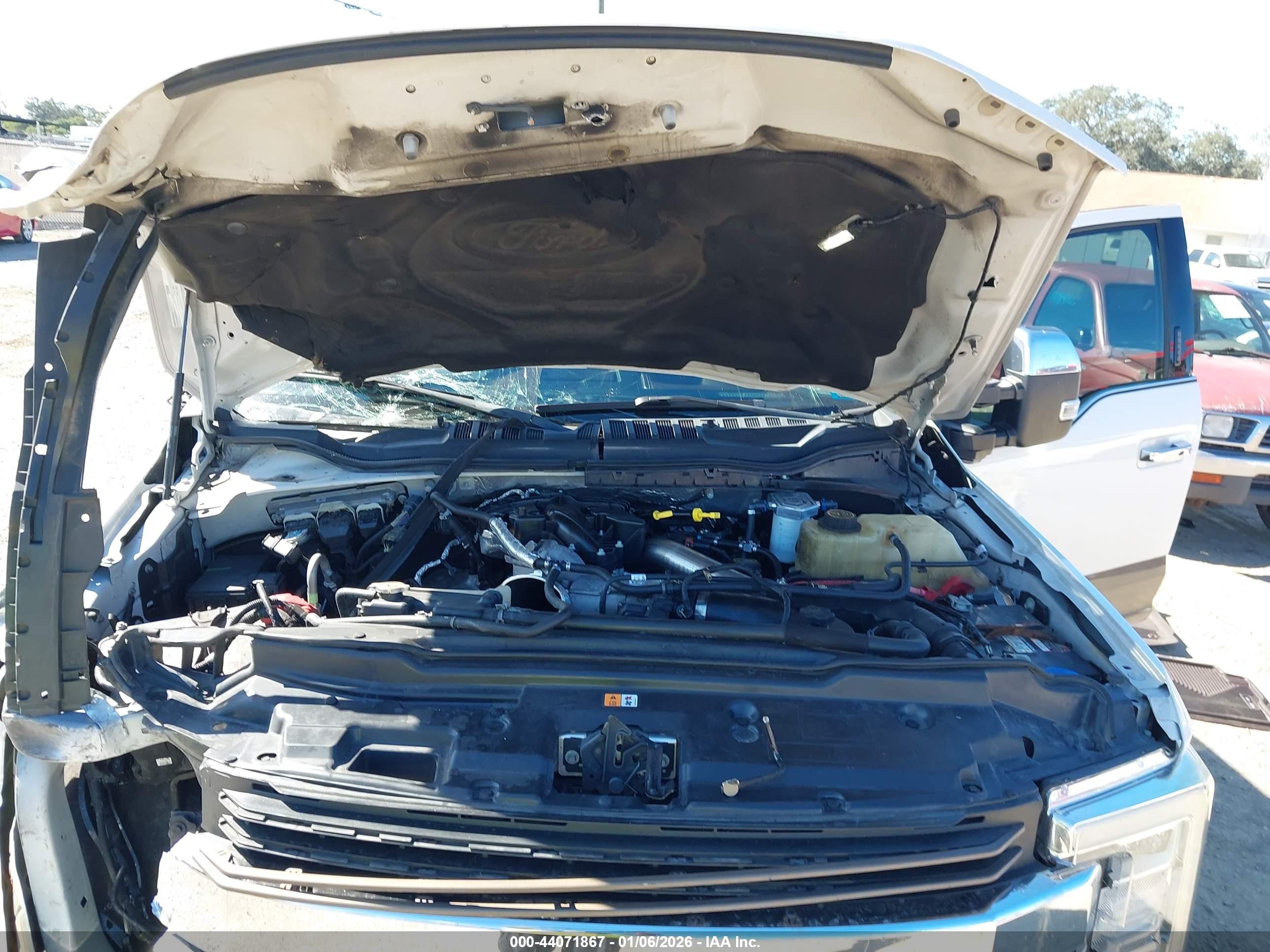 FORD F-250 image 10