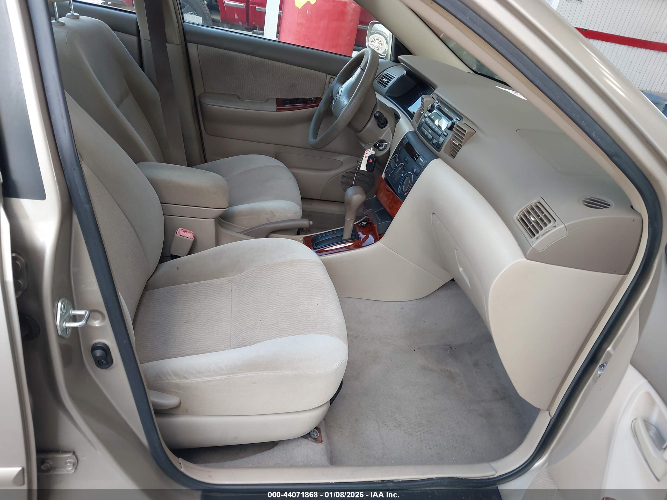 TOYOTA COROLLA image 5