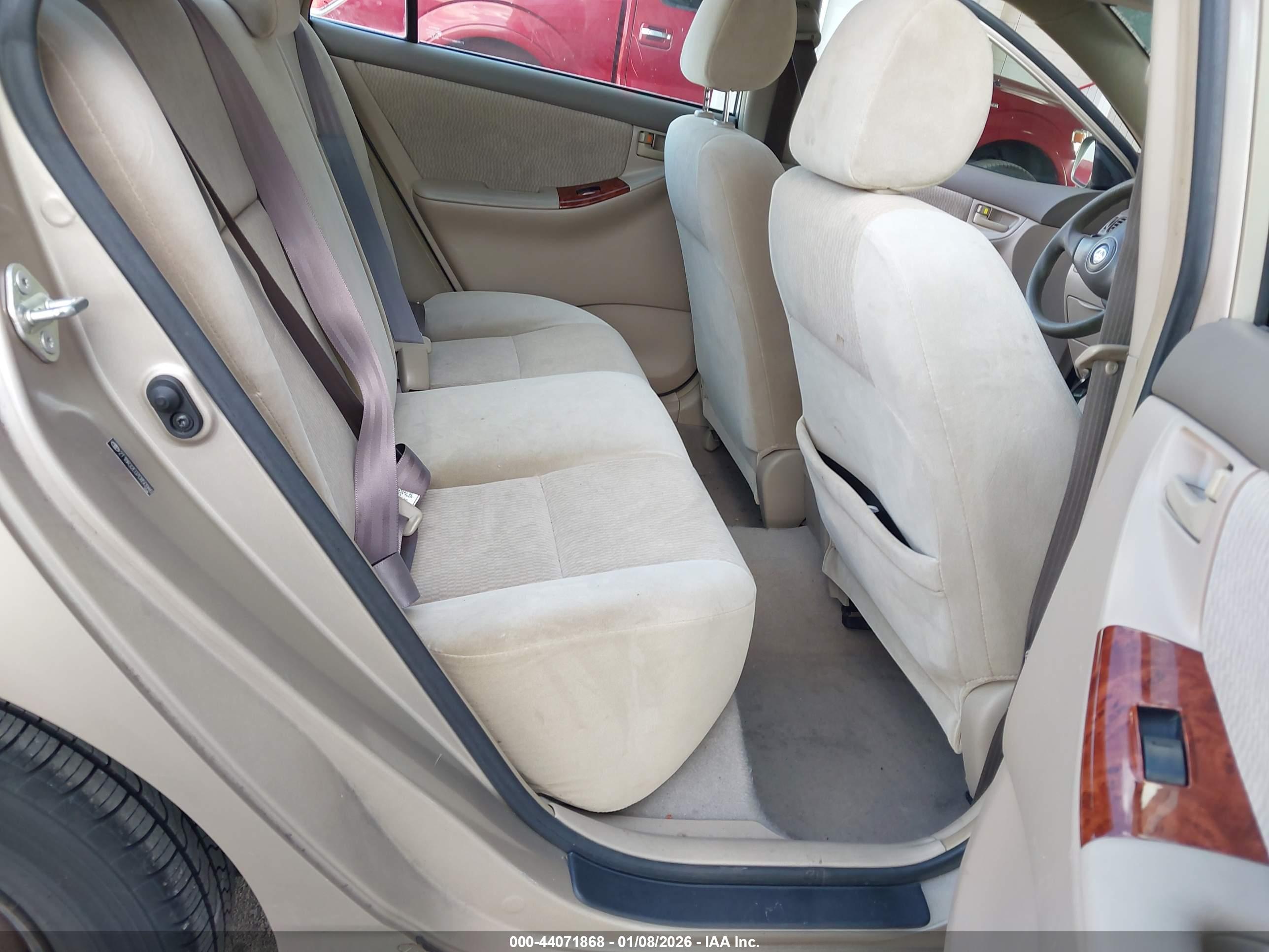 TOYOTA COROLLA image 8