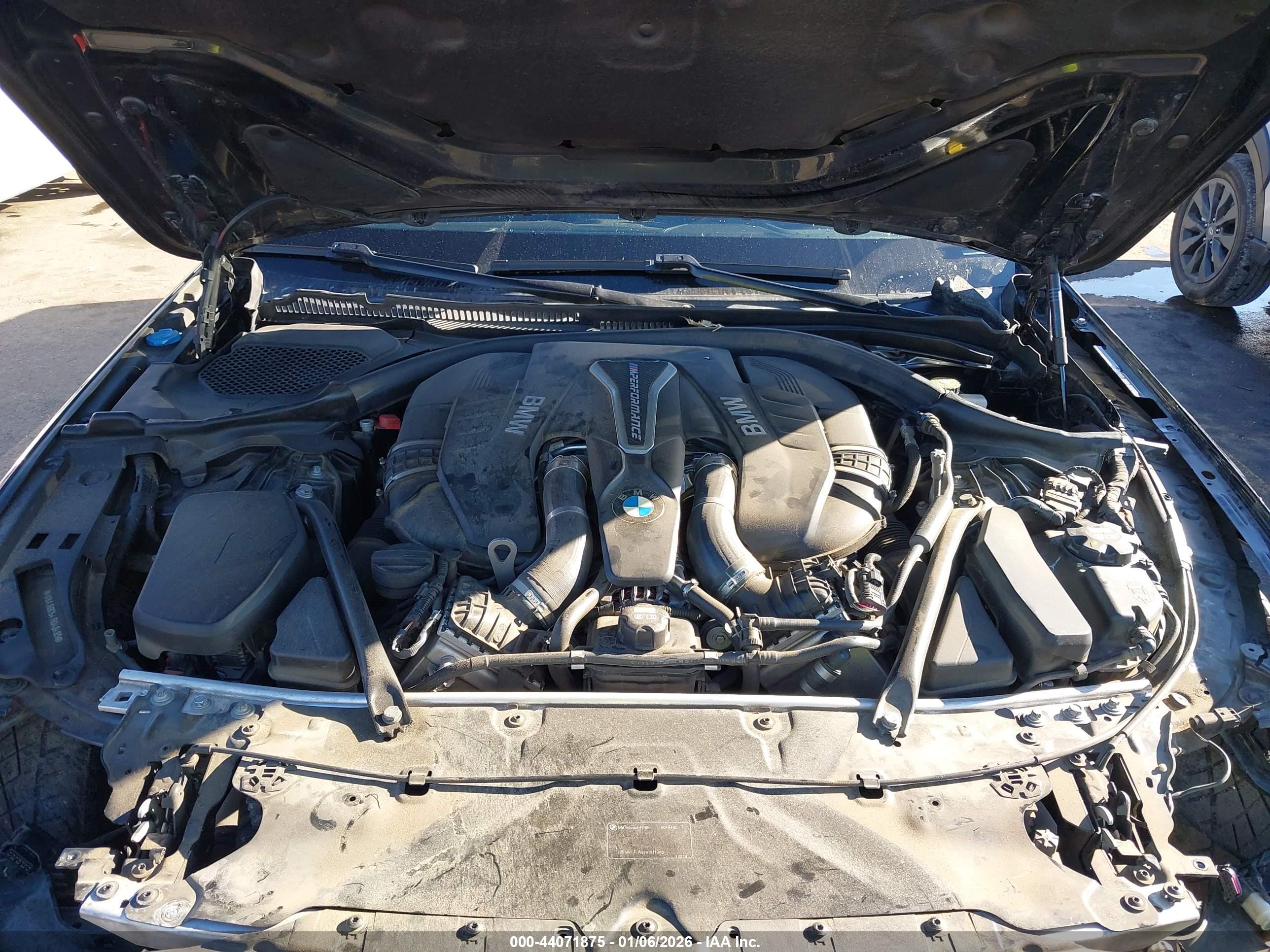 BMW M550I image 10
