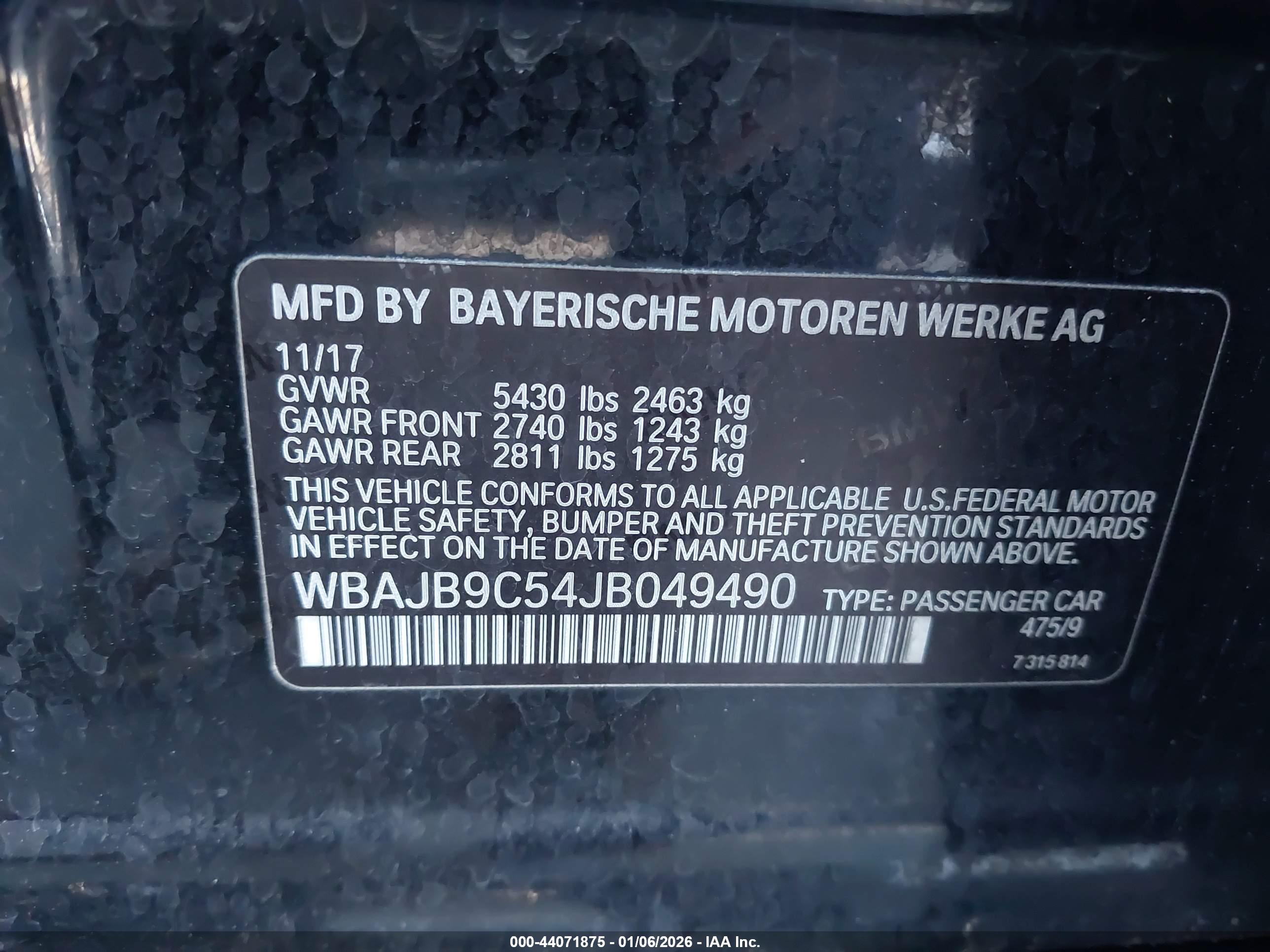 BMW M550I image 9