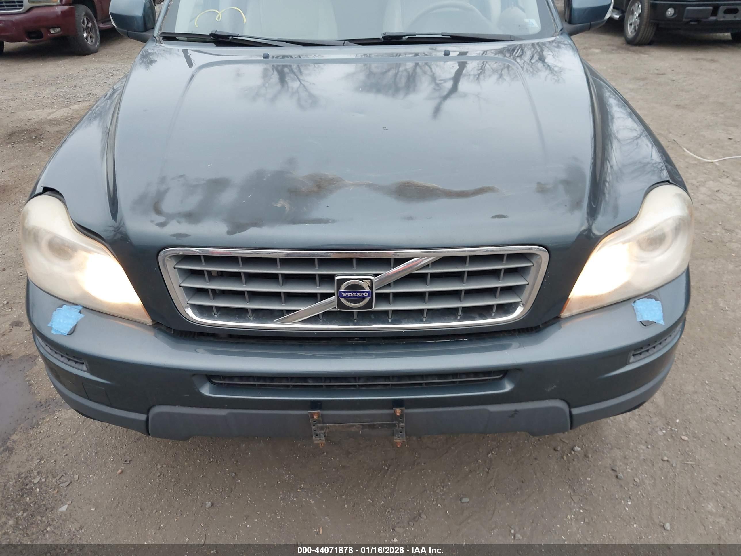 VOLVO XC90 image 10