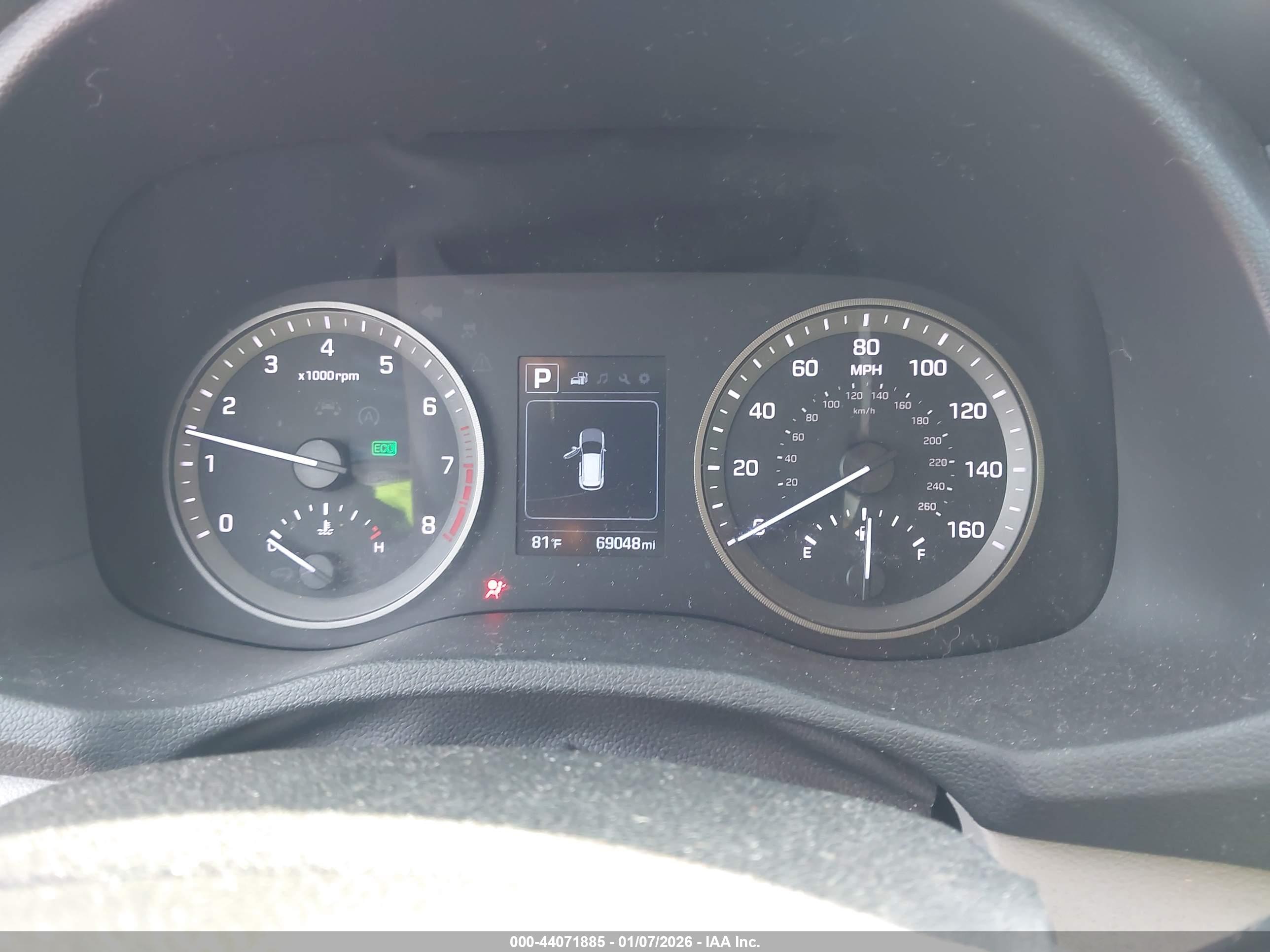 HYUNDAI TUCSON image 7