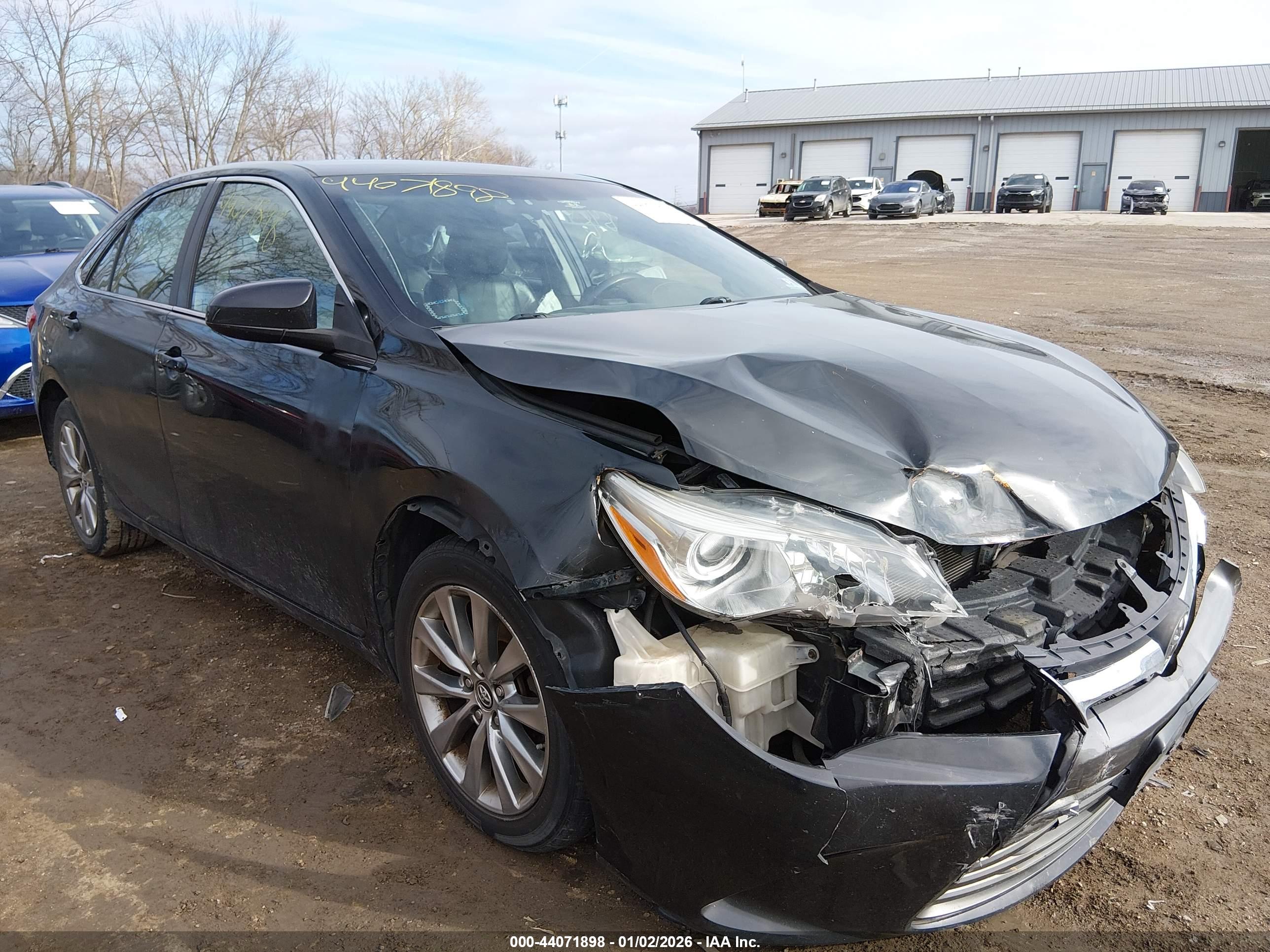 TOYOTA CAMRY image 6