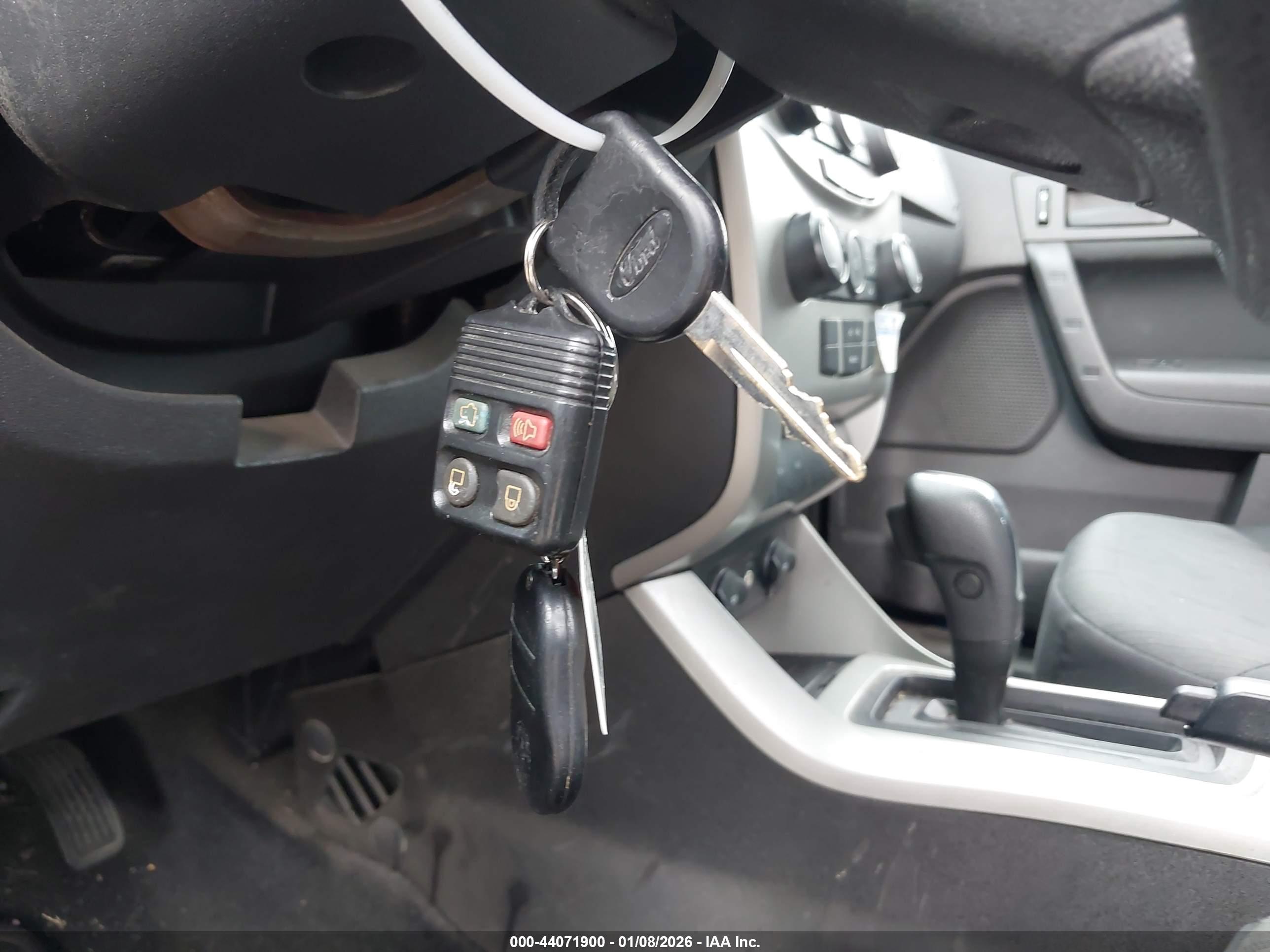 FORD FOCUS image 11