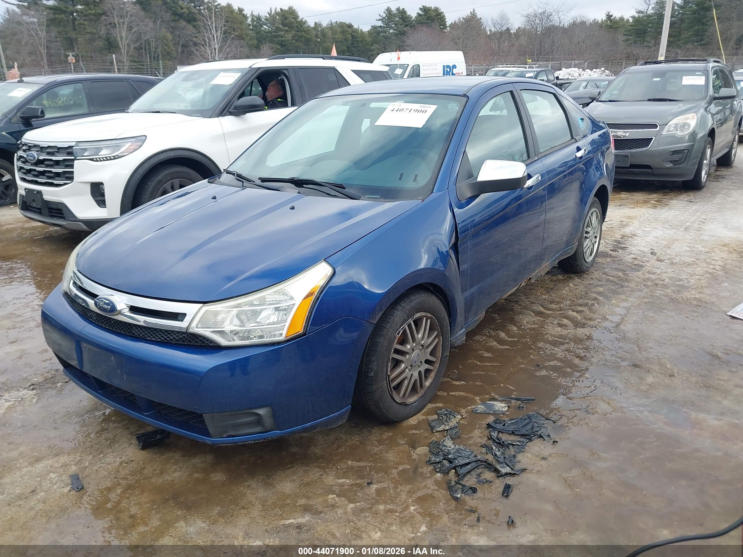 FORD FOCUS image 2