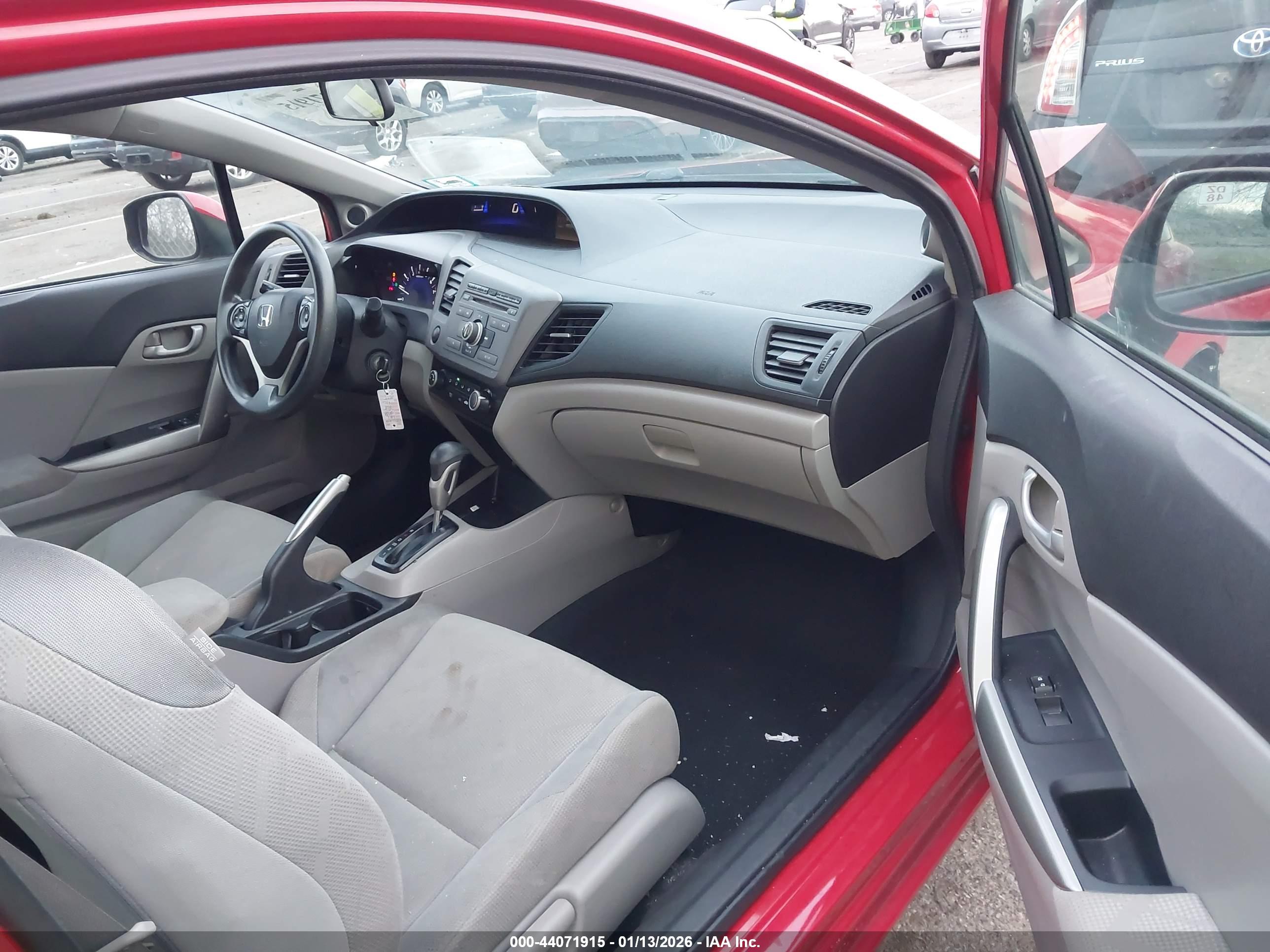HONDA CIVIC image 5