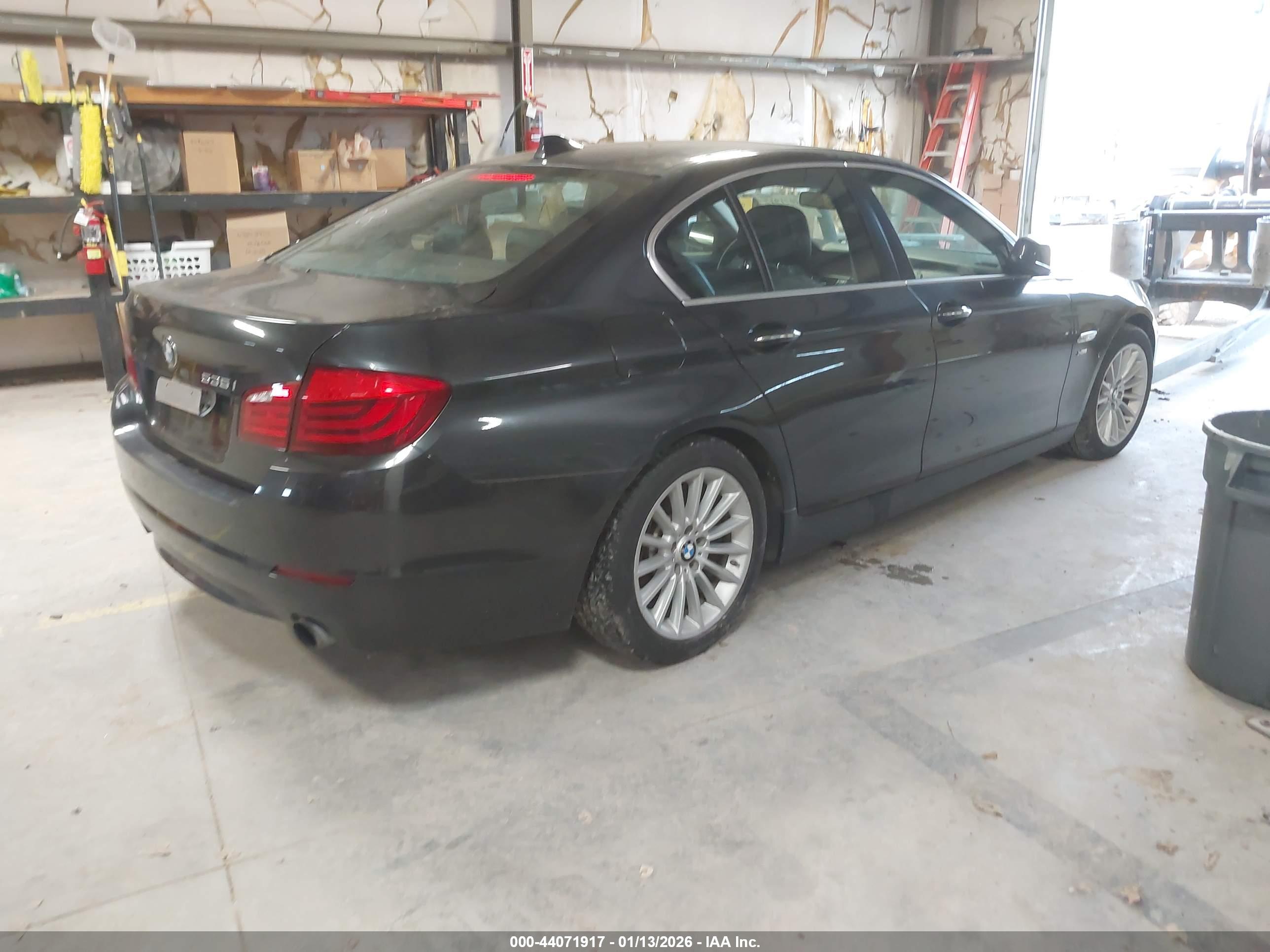 BMW 535I image 4