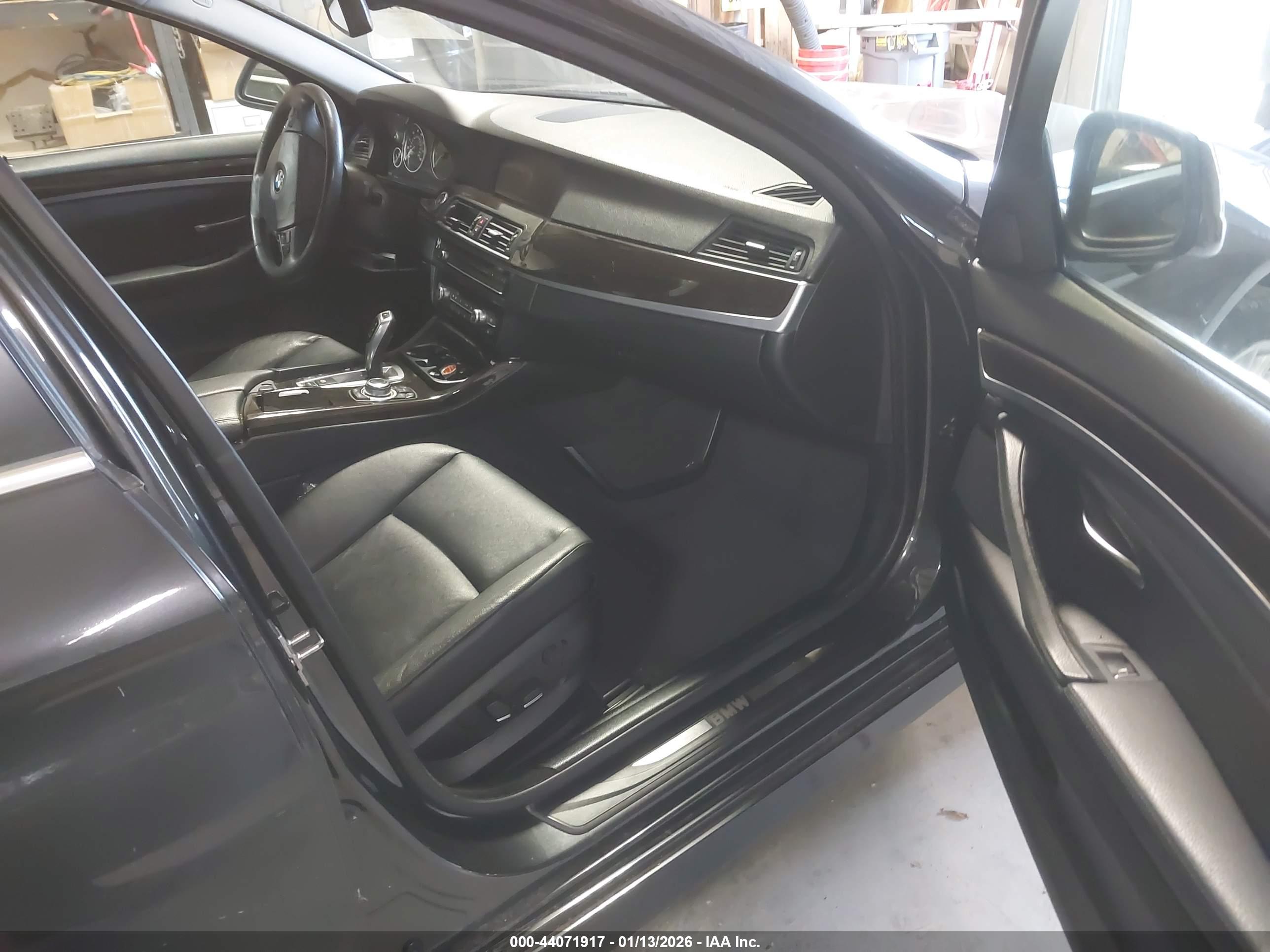 BMW 535I image 5