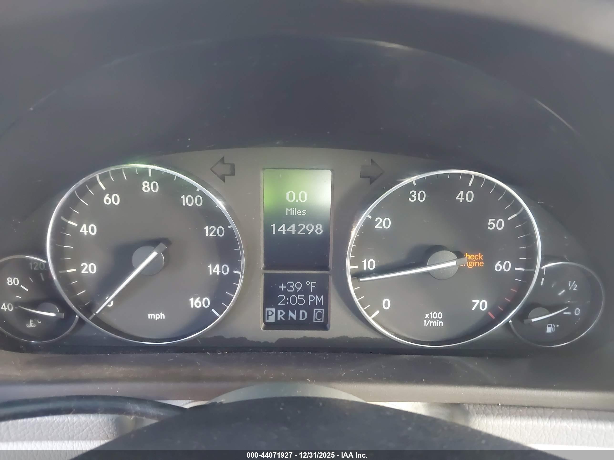 MERCEDES-BENZ C image 7