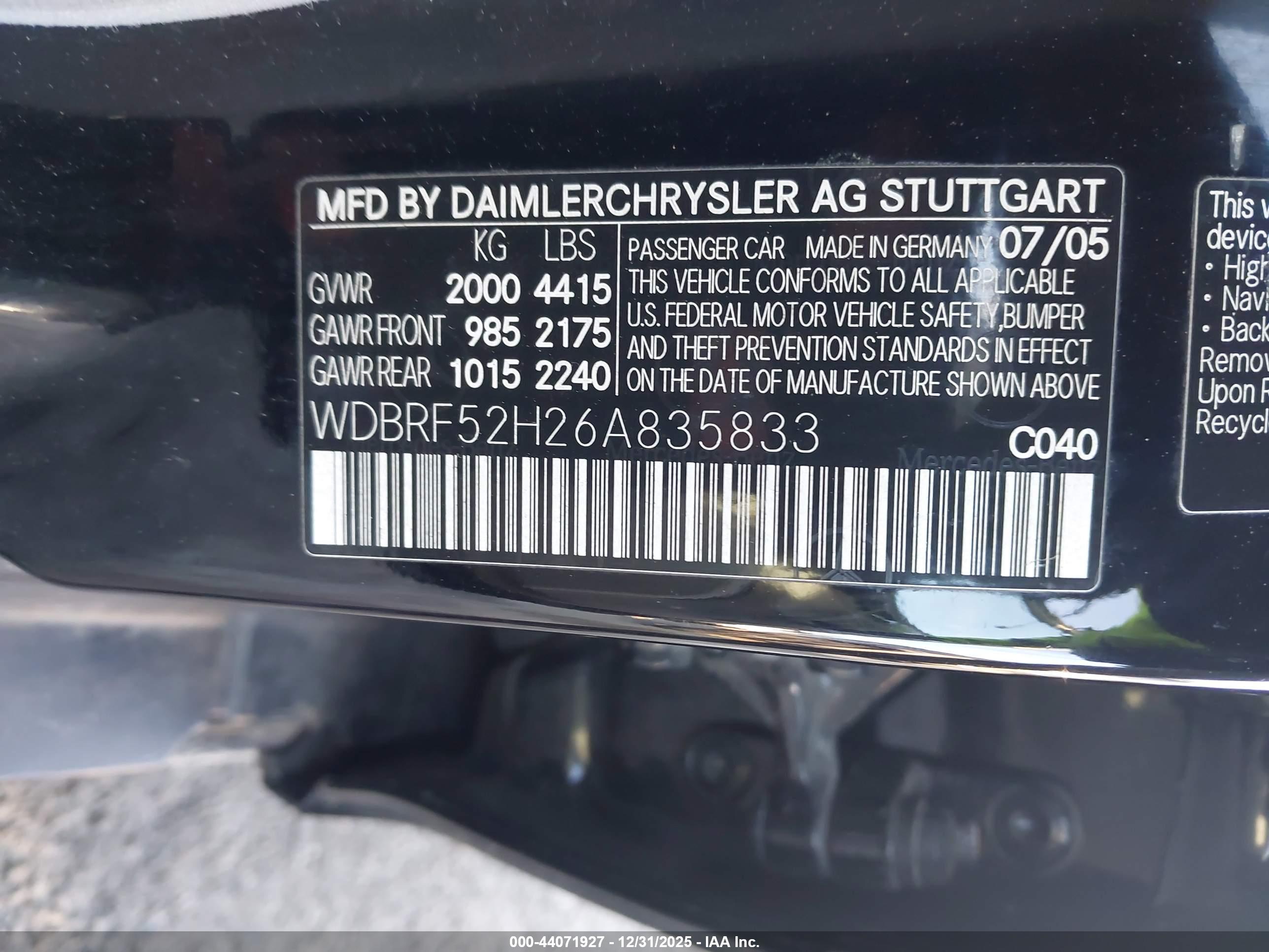 MERCEDES-BENZ C image 9