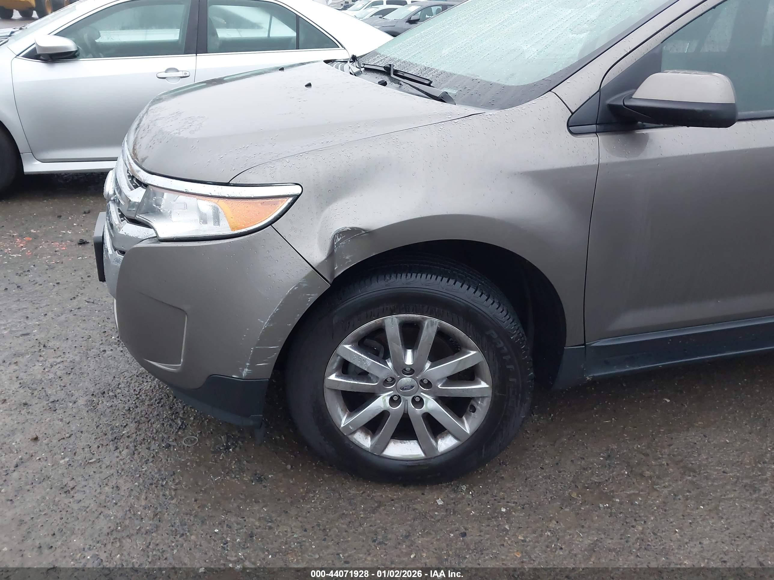 FORD EDGE image 6