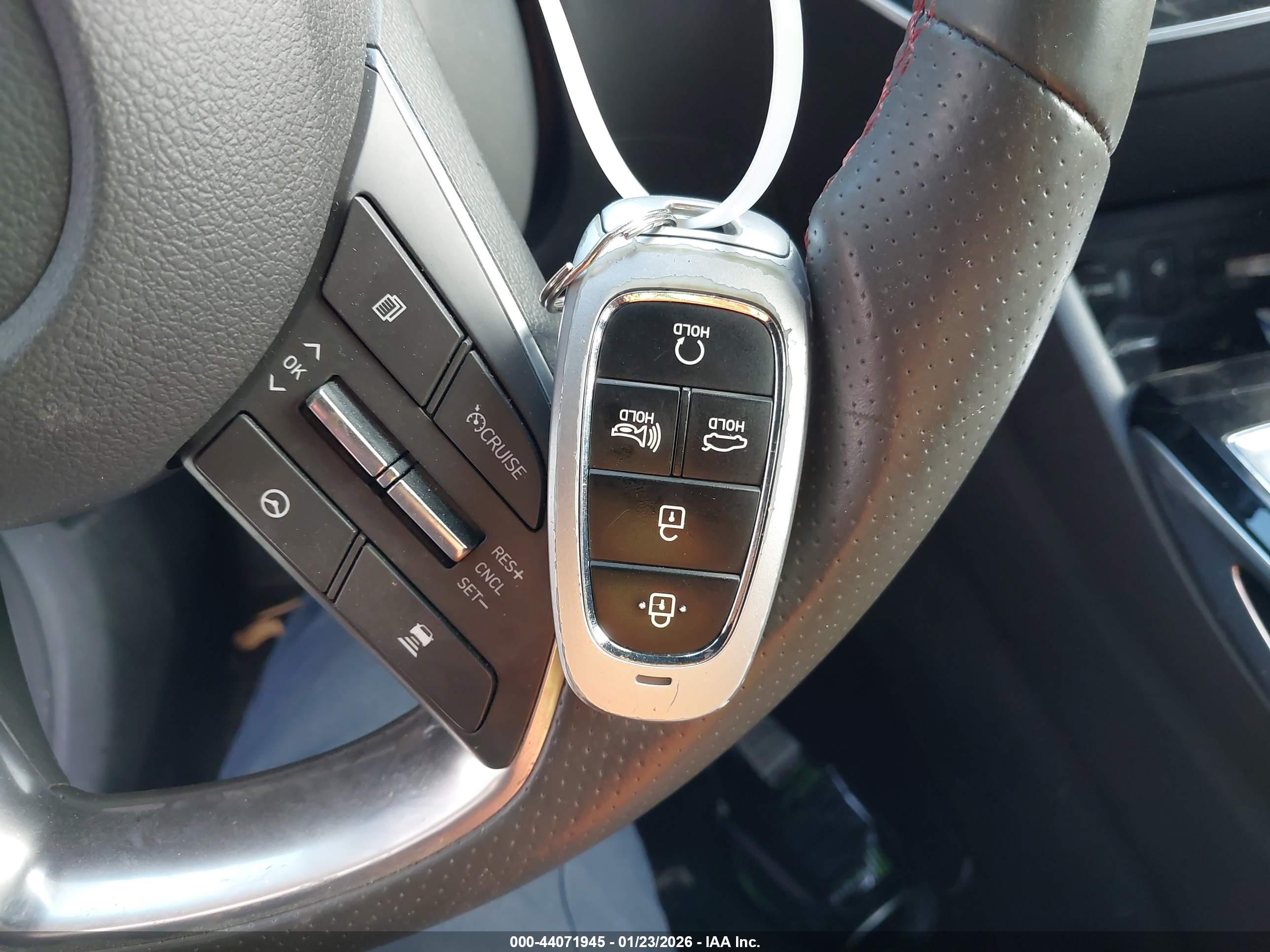HYUNDAI SONATA image 11