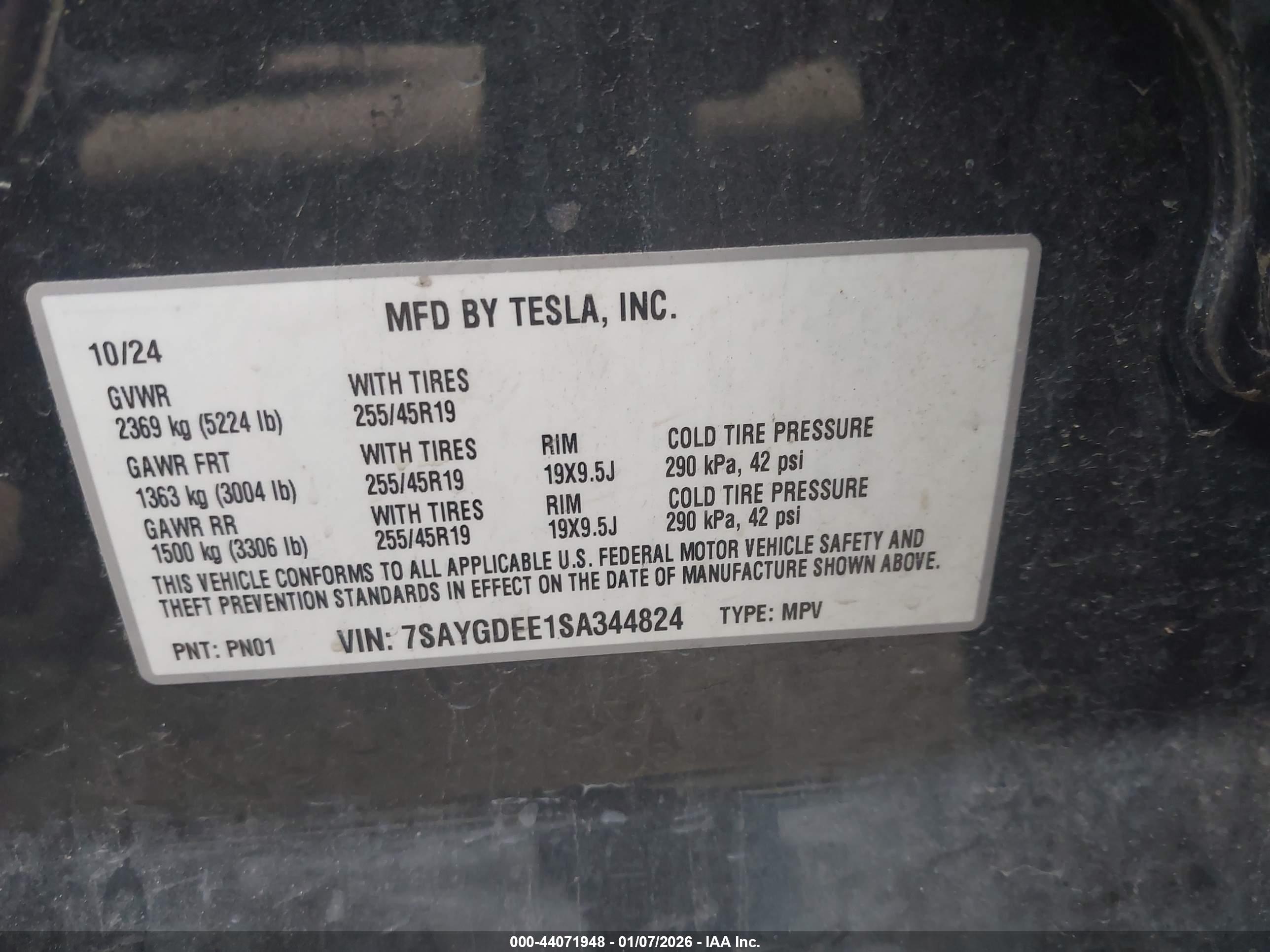 TESLA MODEL image 9