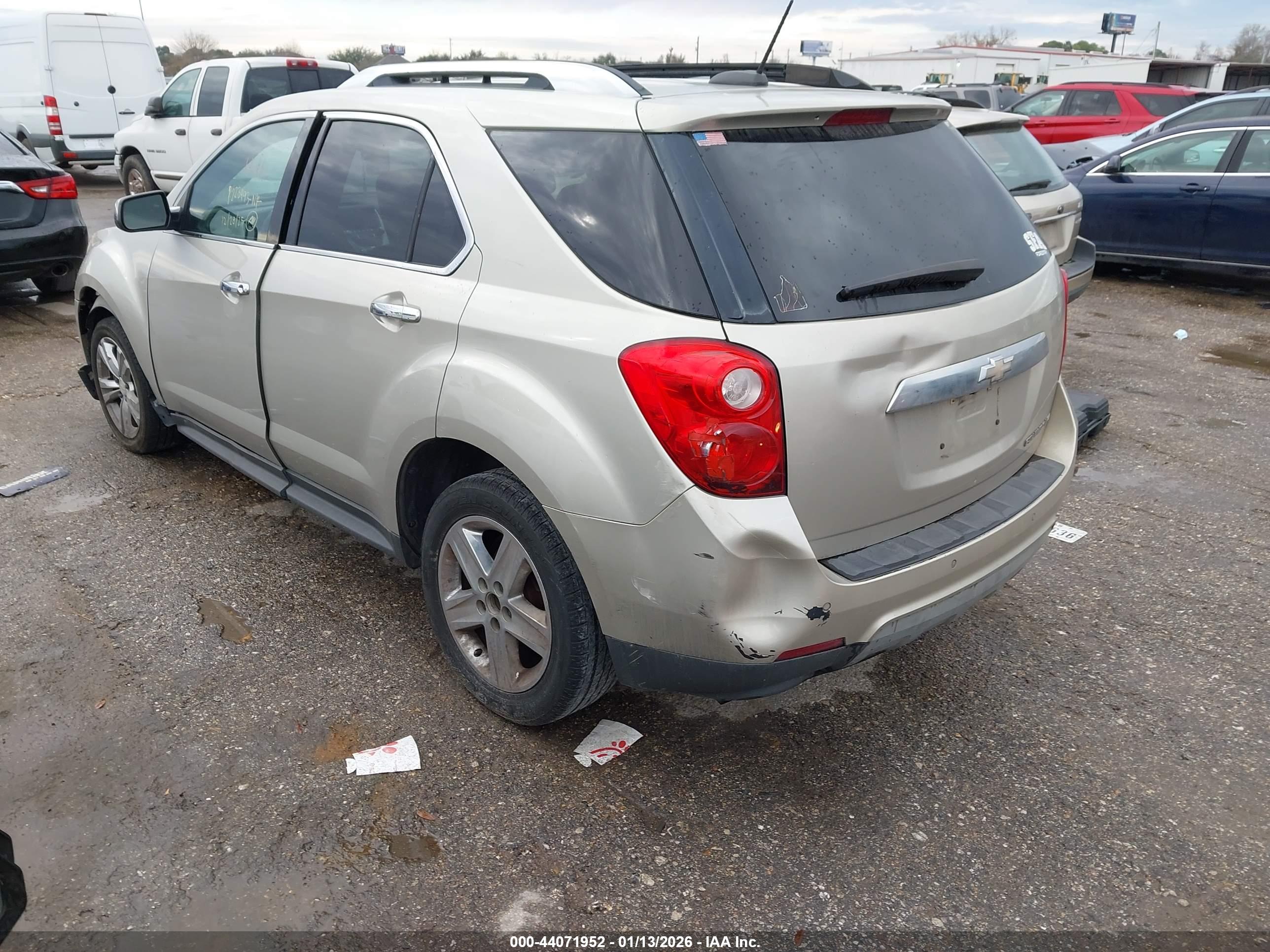 CHEVROLET EQUINOX image 3