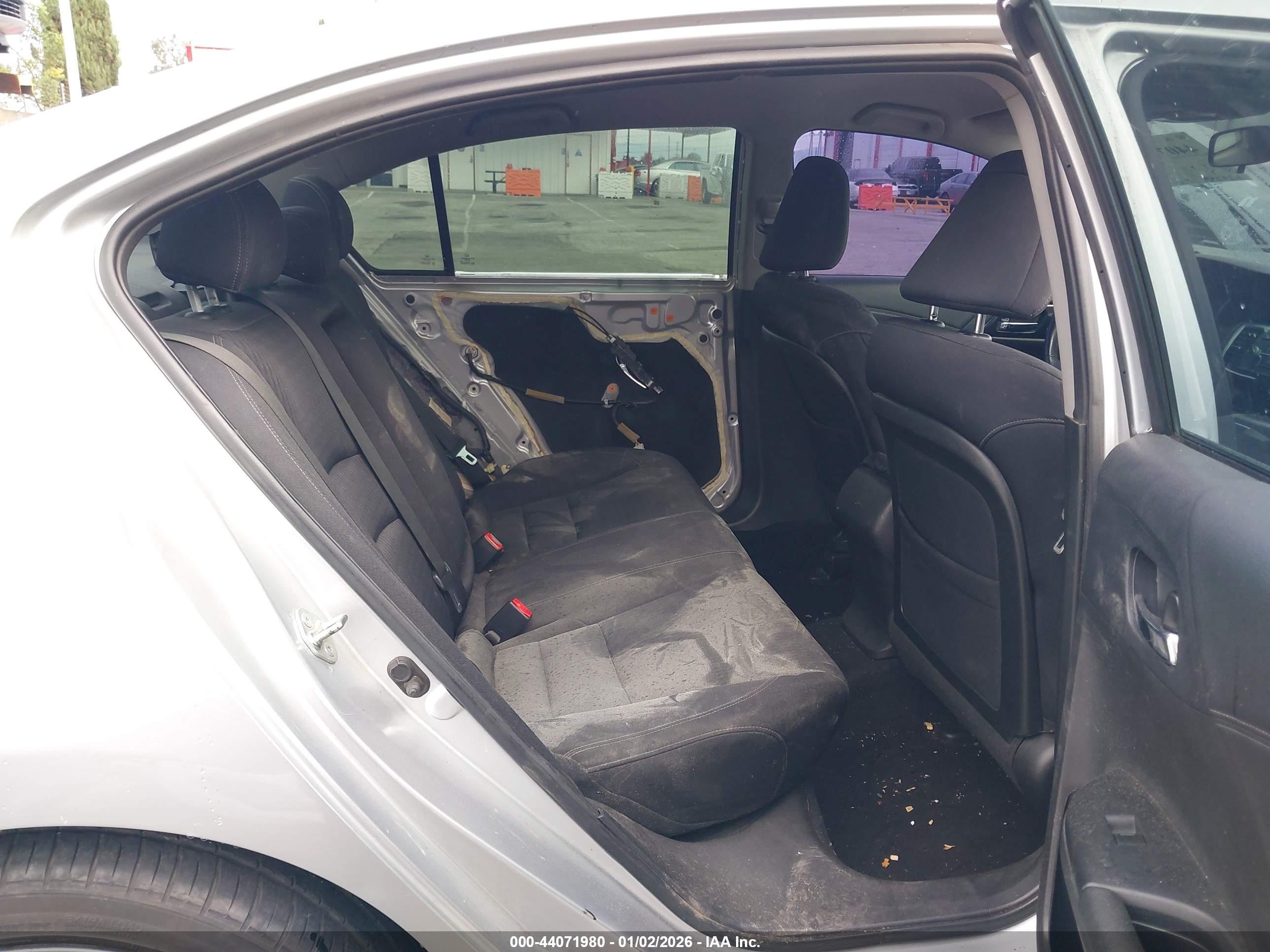 HONDA ACCORD image 8