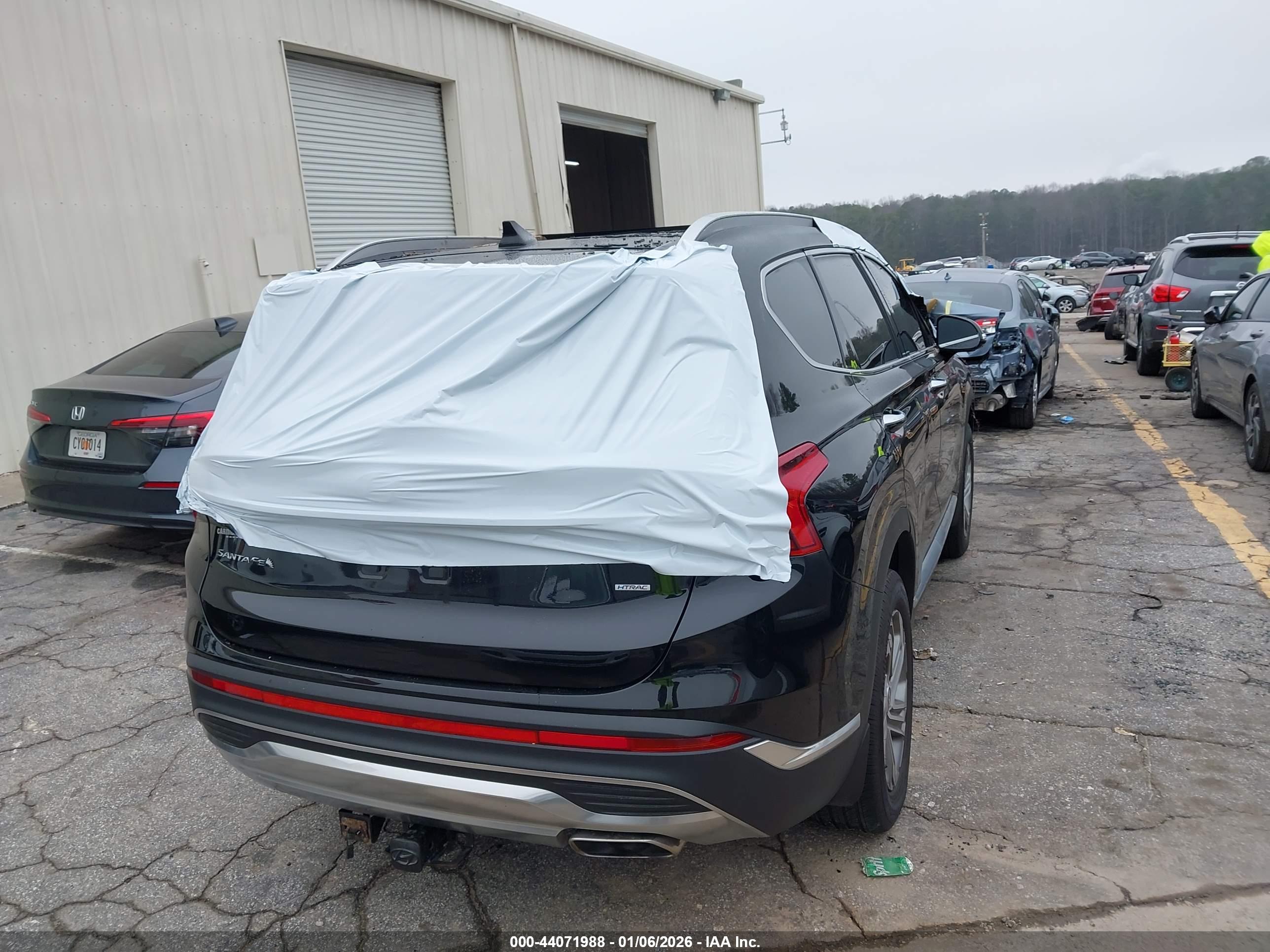 HYUNDAI SANTA image 4