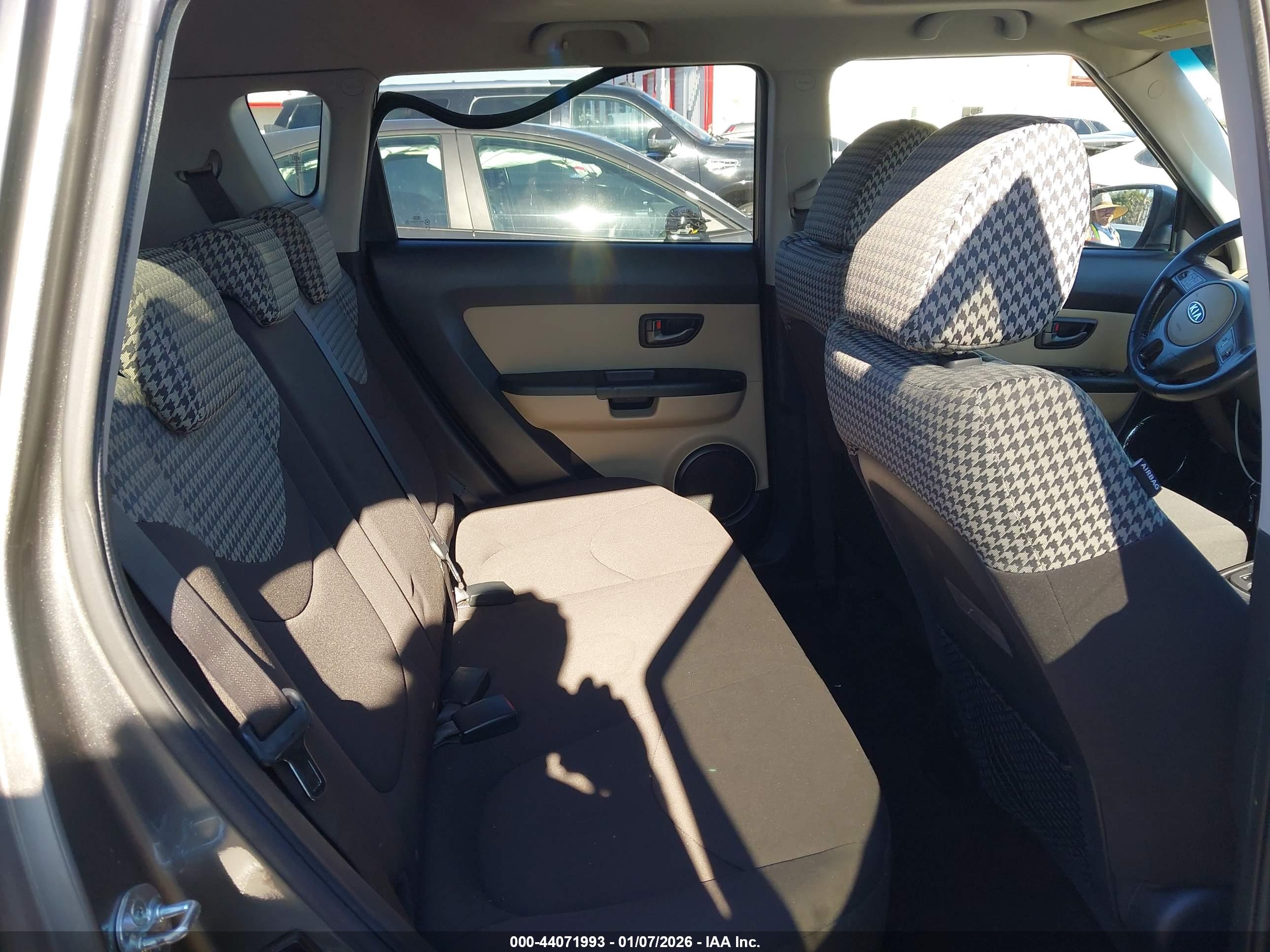 KIA SOUL image 8